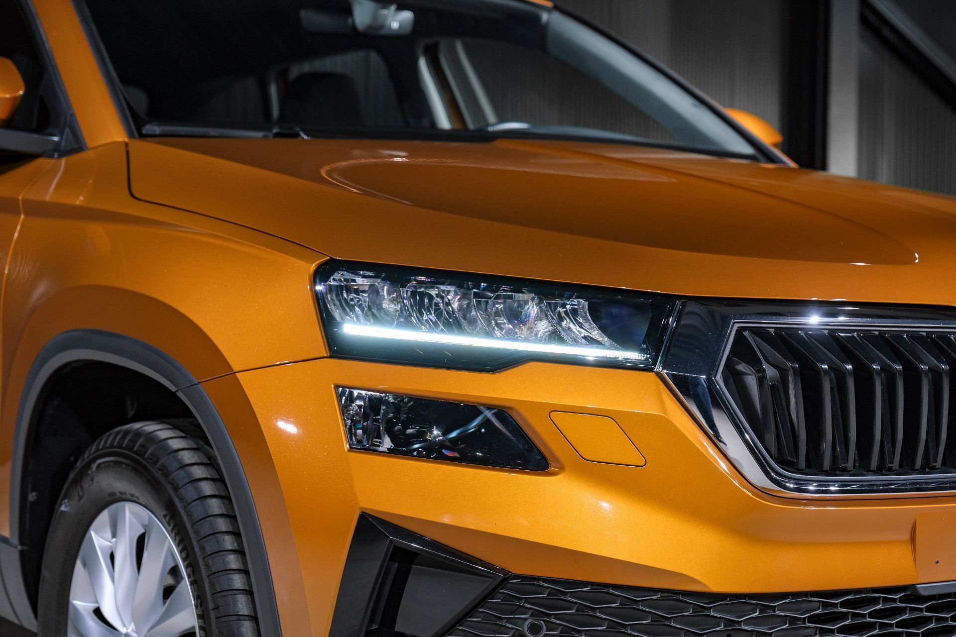 SKODA Karoq 1.5 TSI Fresh DSG-image-25