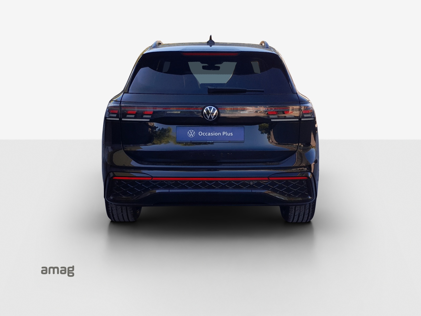 VW Tiguan 2.0 TSI DSG R-Line 4Motion-showroom-element-3