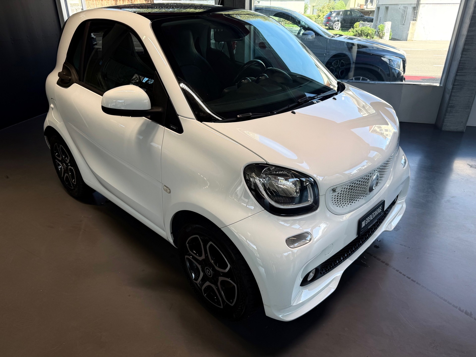 SMART fortwo Brabus Edition twinmatic-showroom-element-1