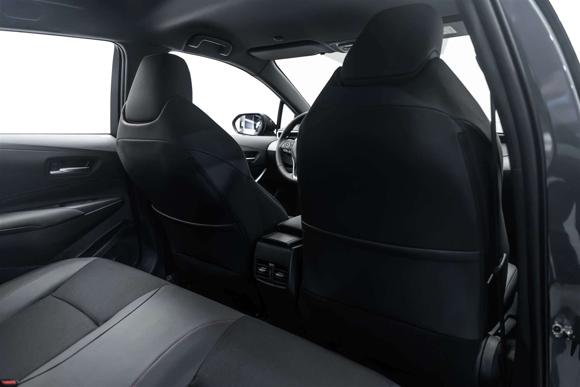 TOYOTA Corolla Touring Sports 2.0 HSD GR Sport e-CVT Automat-image-12