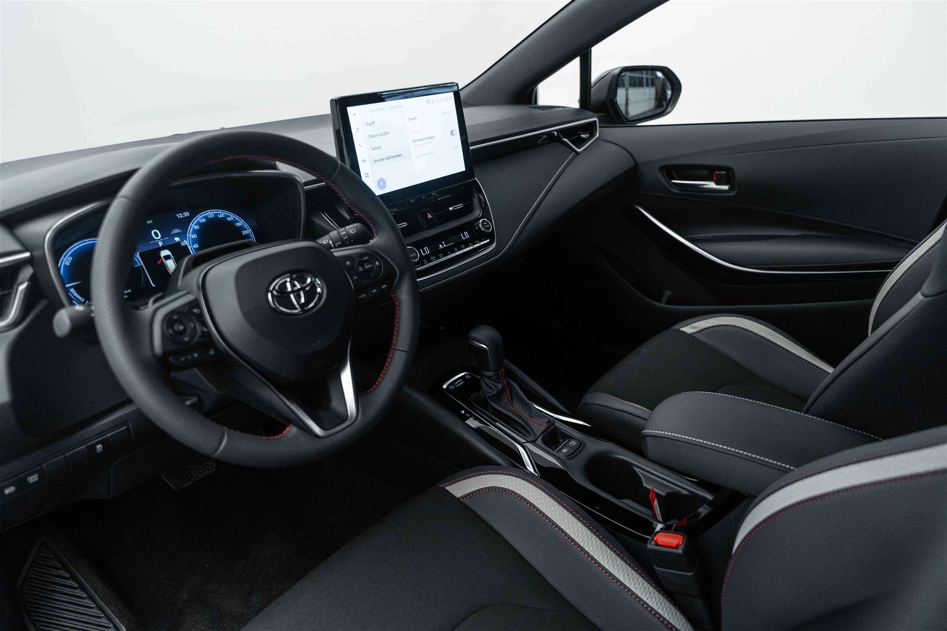 TOYOTA Corolla Touring Sports 2.0 HSD GR Sport e-CVT Automat-image-7