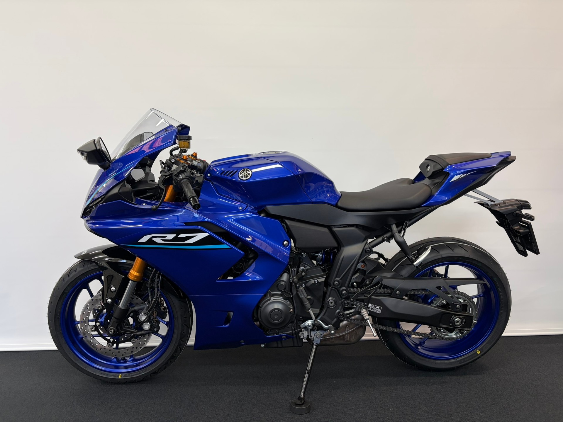 YAMAHA YZF-R7 (35kW)-image-1