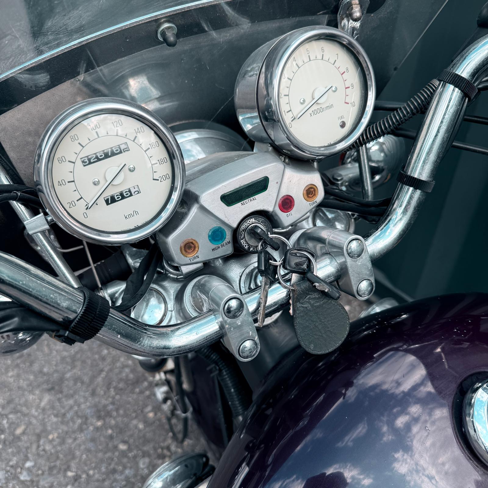 YAMAHA XV 1100 Virago-image-6