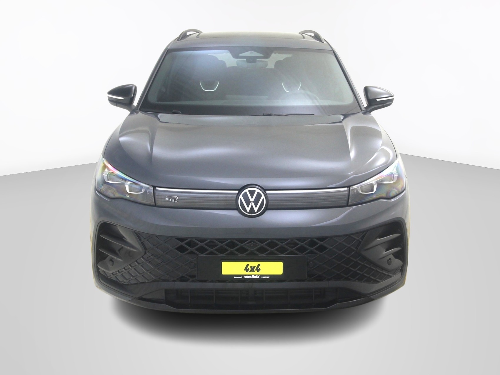 VW Tiguan 2.0 TSI R-Line 4motion-image-6