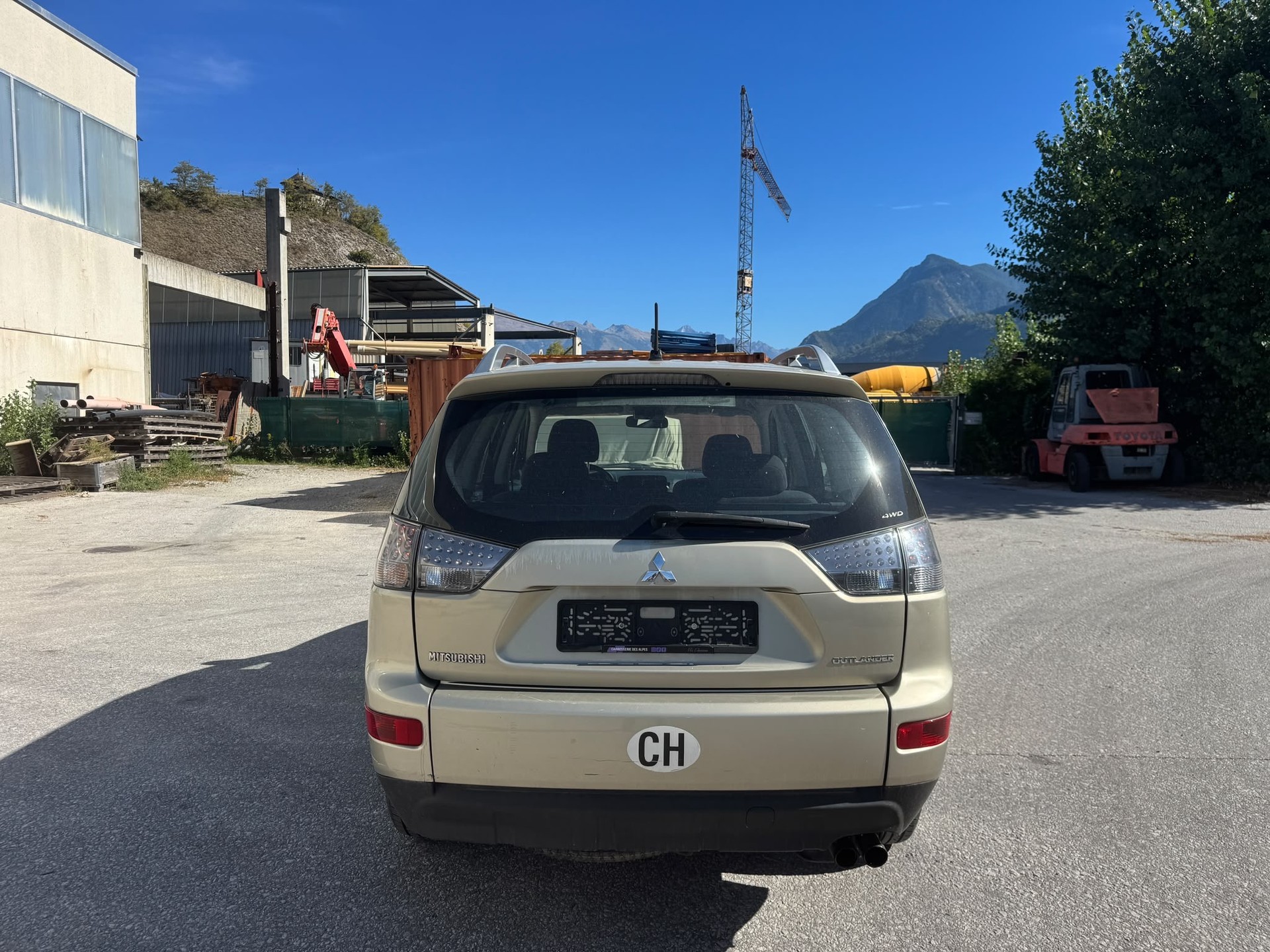 MITSUBISHI Outlander 2.0 DID Invite 4WD-image-5
