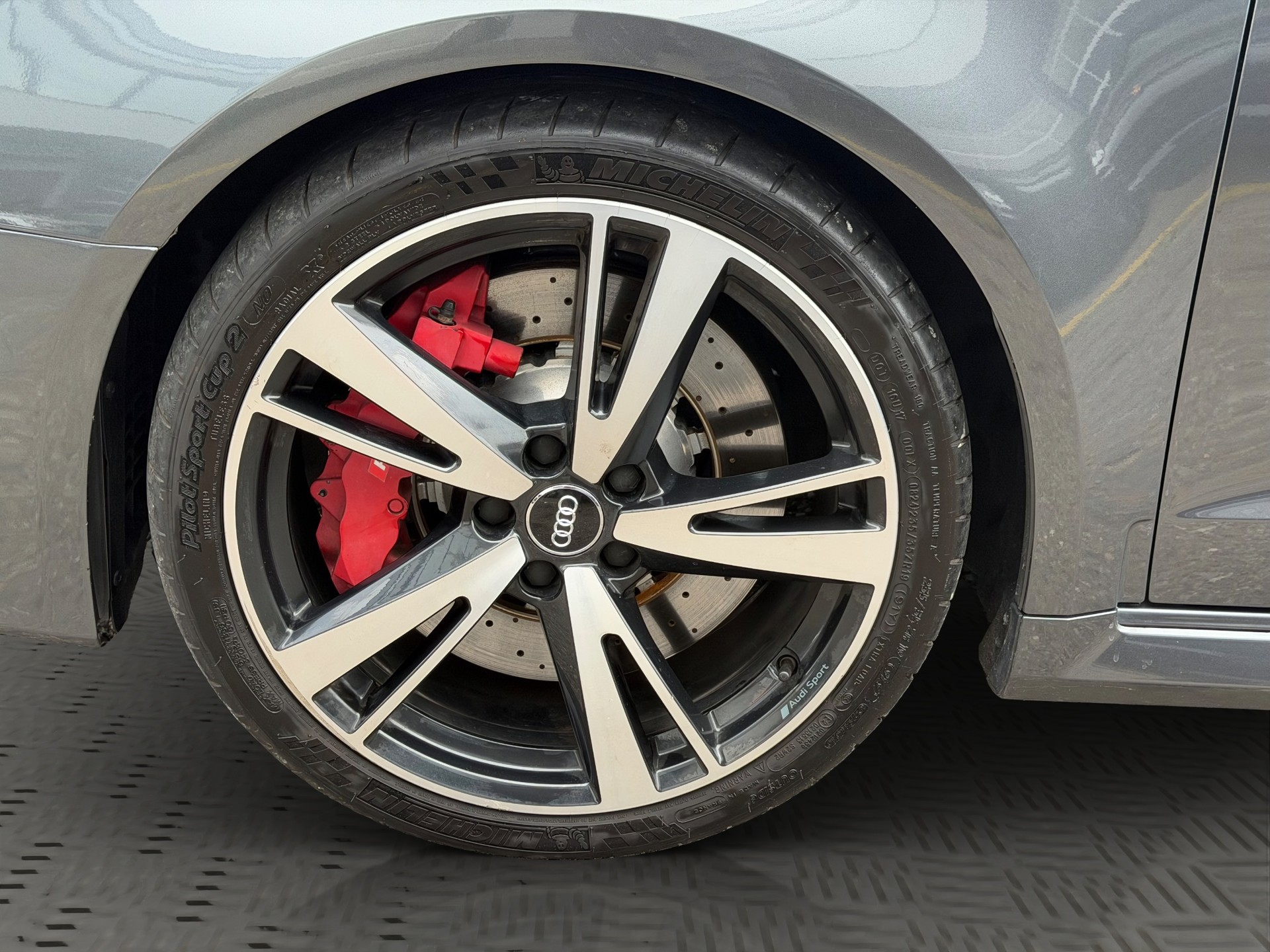 AUDI RS3 Sportback 2.5 TSI quattro S-tronic-image-26