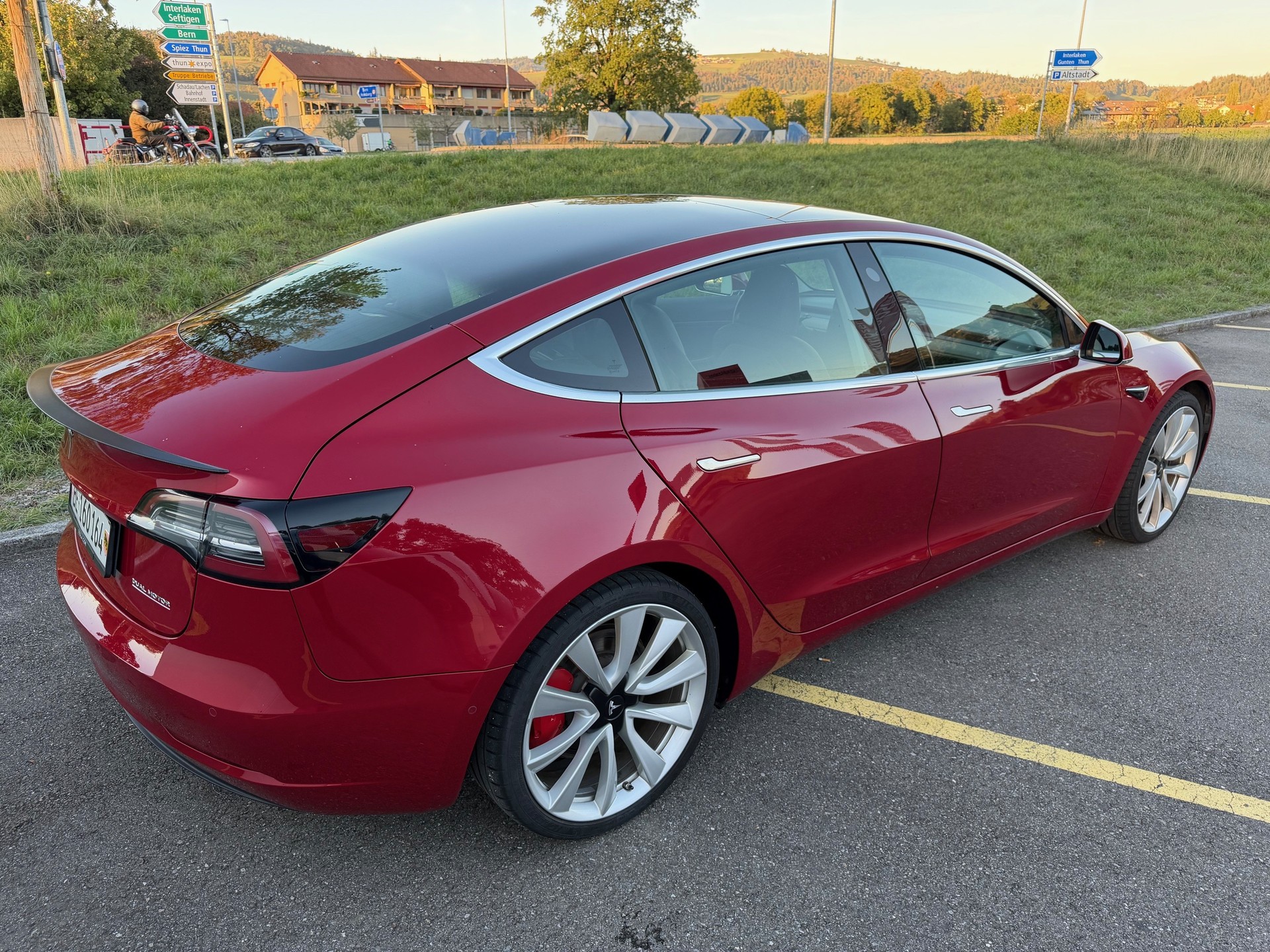 TESLA Performance Dual Motor AWD-image-1