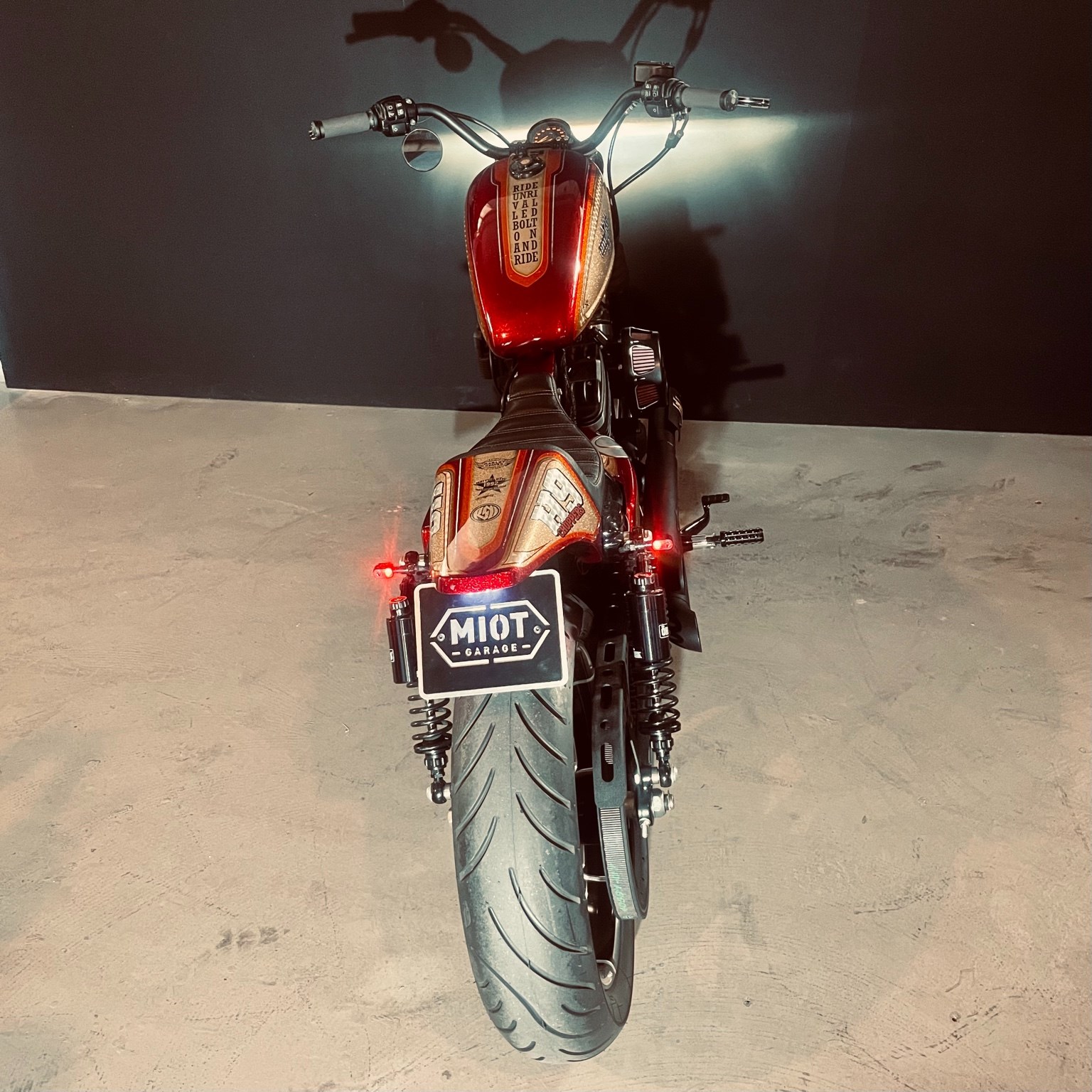 HARLEY-DAVIDSON XL 883 N Sportster Iron ABS-image-5