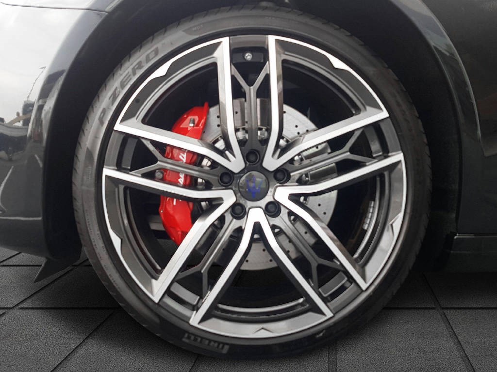 MASERATI Quattroporte 3.0 V6 S Q4 GranSport Automatica-image-4