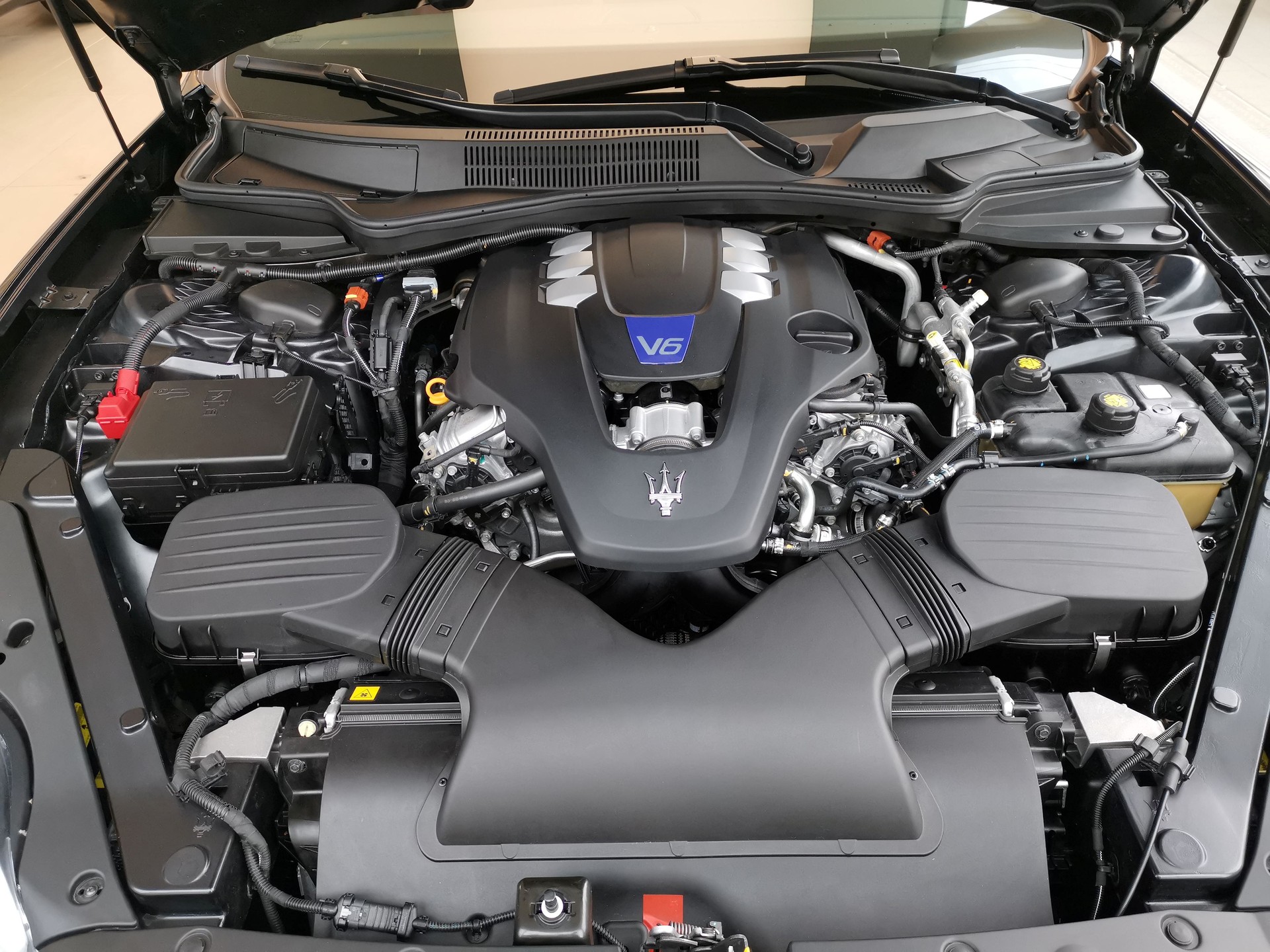 MASERATI Quattroporte 3.0 V6 S Q4 GranSport Automatica-image-5