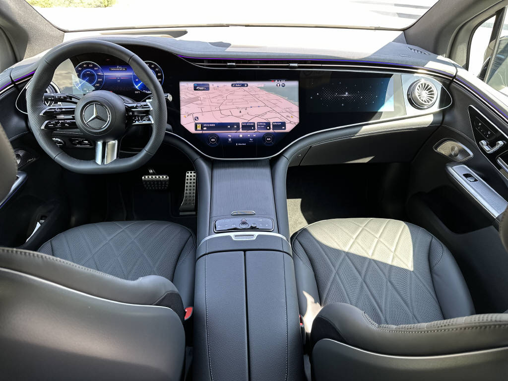 MERCEDES-BENZ EQE 350 AMG Line 4matic-image-8