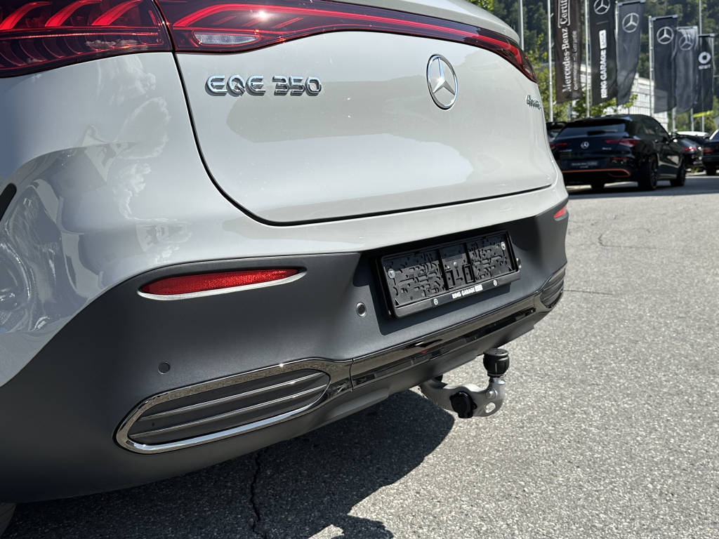 MERCEDES-BENZ EQE 350 AMG Line 4matic-image-13