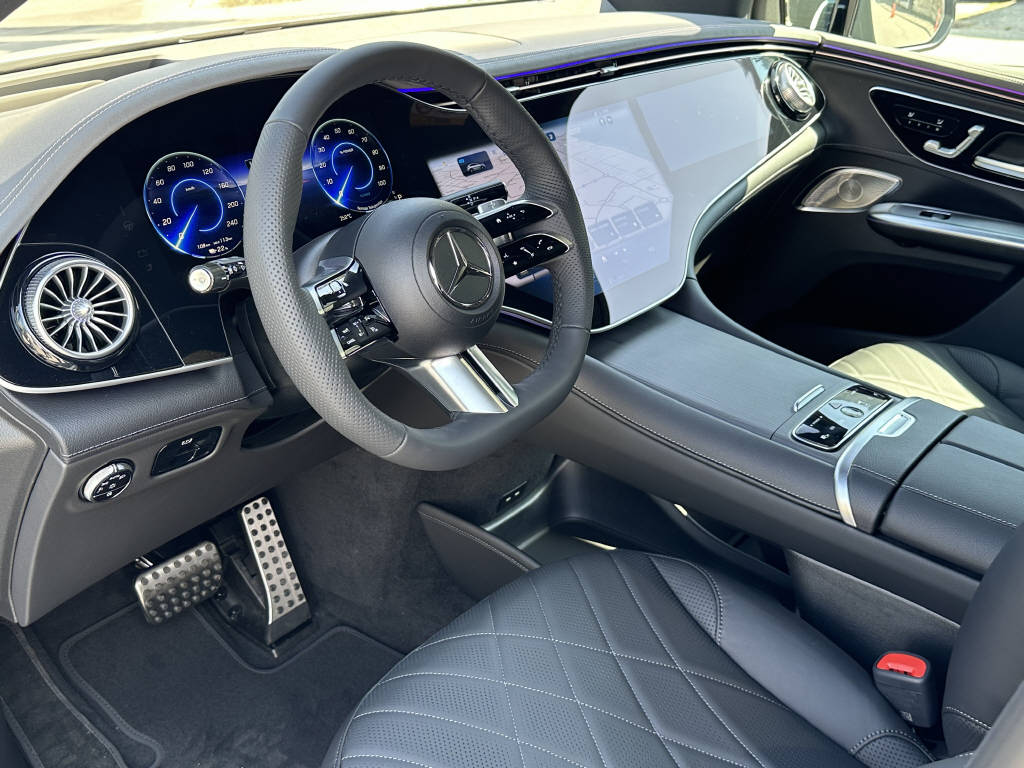 MERCEDES-BENZ EQE 350 AMG Line 4matic-image-9