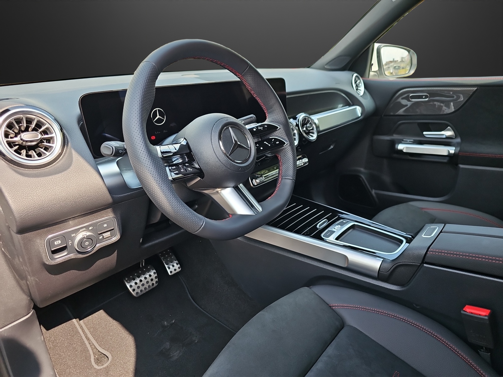 MERCEDES-BENZ GLB 220 4Matic 8G-Tronic-image-9