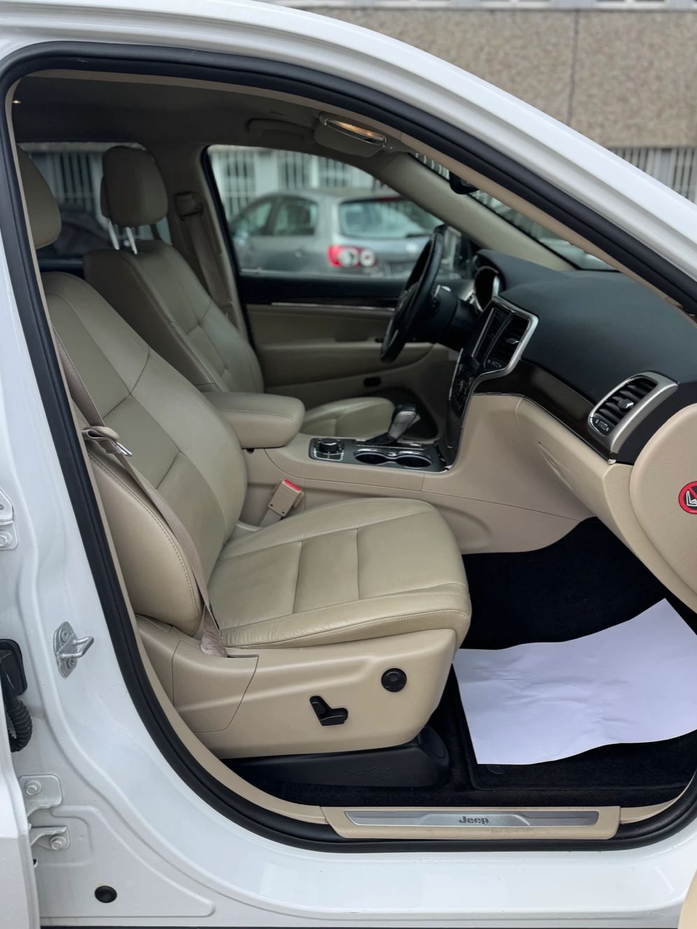 JEEP Grand Cherokee 3.0 CRD S-Limited Automatic-image-11
