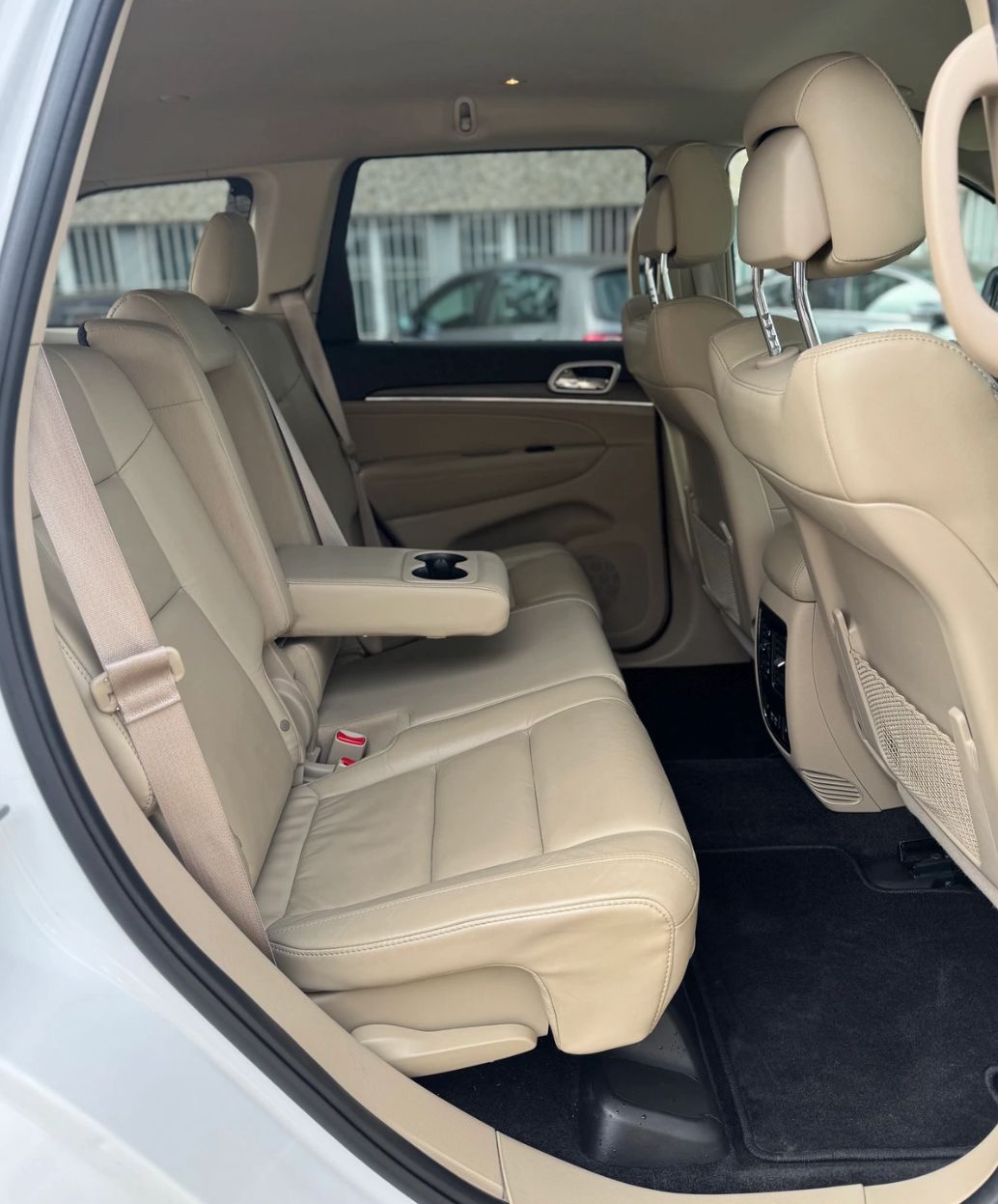 JEEP Grand Cherokee 3.0 CRD S-Limited Automatic-image-12