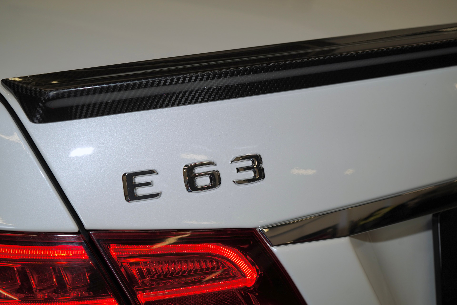 MERCEDES-BENZ E 63 AMG S 4Matic Speedshift-image-8