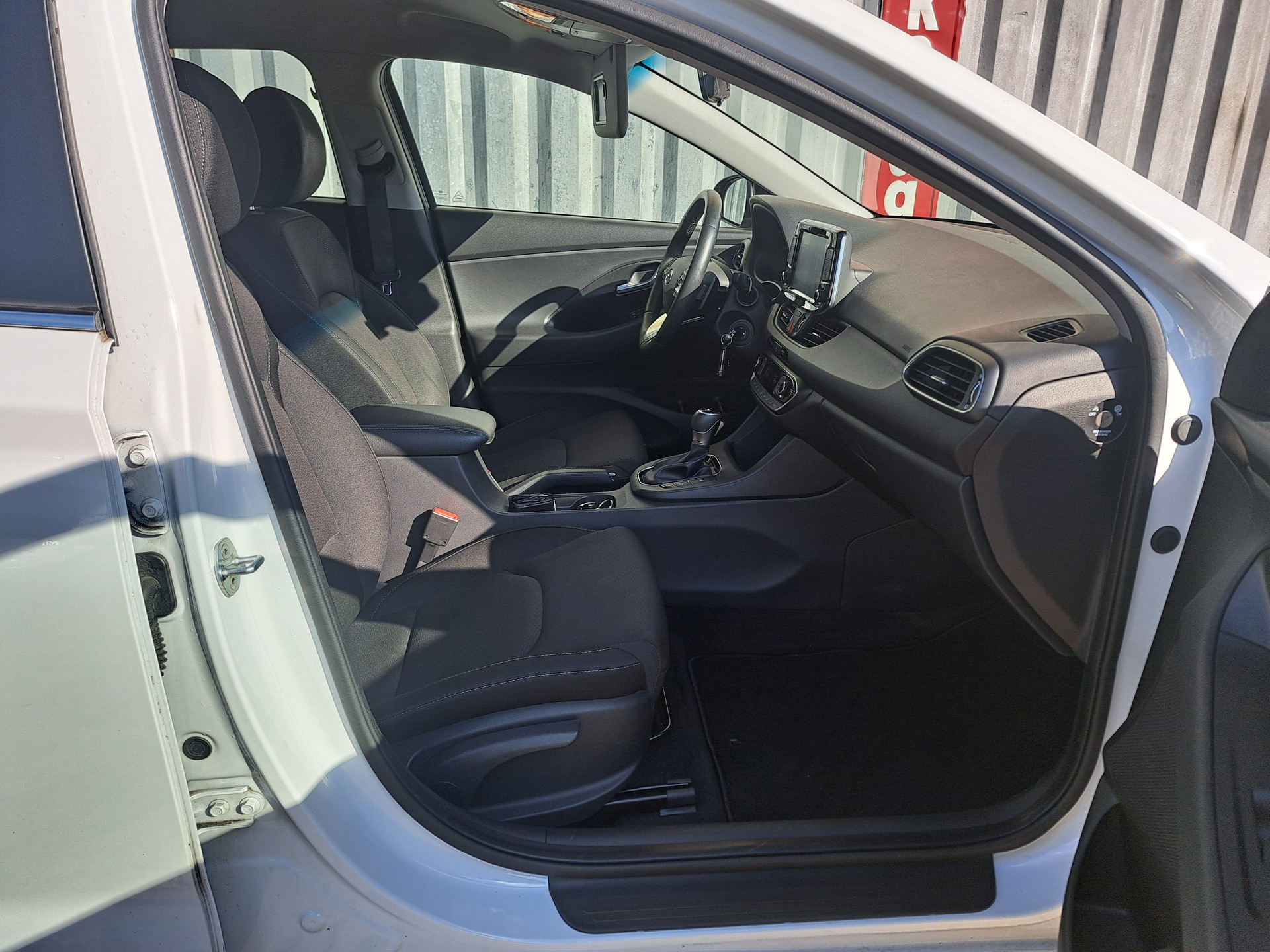 HYUNDAI i30 1.6 CRDi GO Plus DCT-image-7