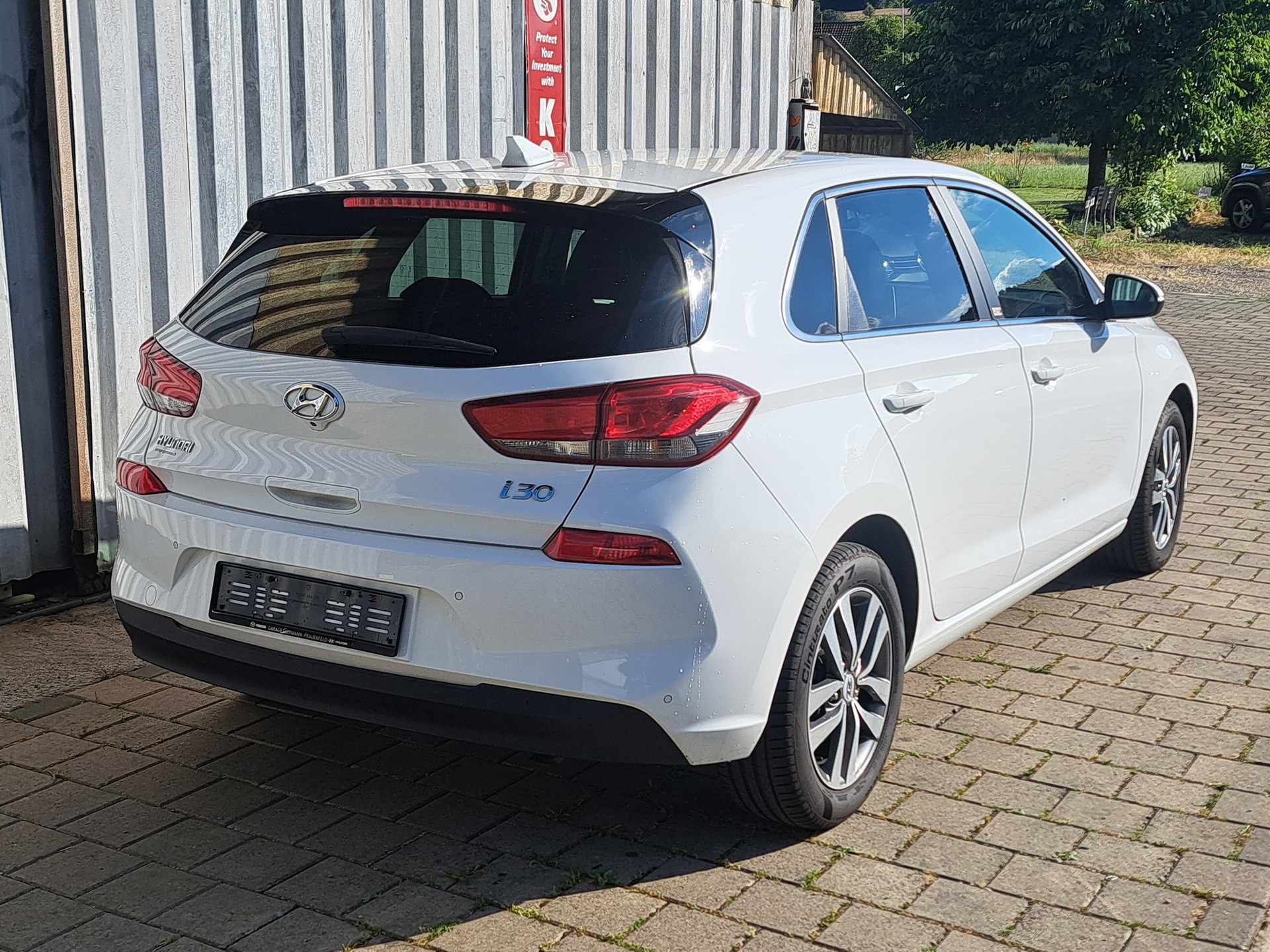 HYUNDAI i30 1.6 CRDi GO Plus DCT-image-2