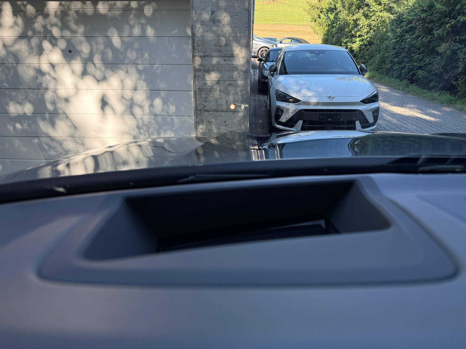 BMW X6 M50d-image-28
