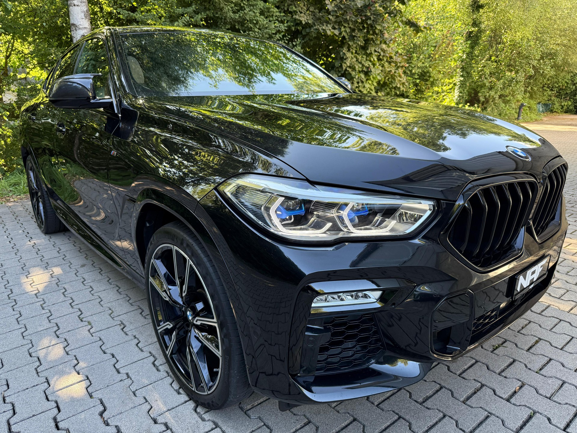 BMW X6 M50d-image-6