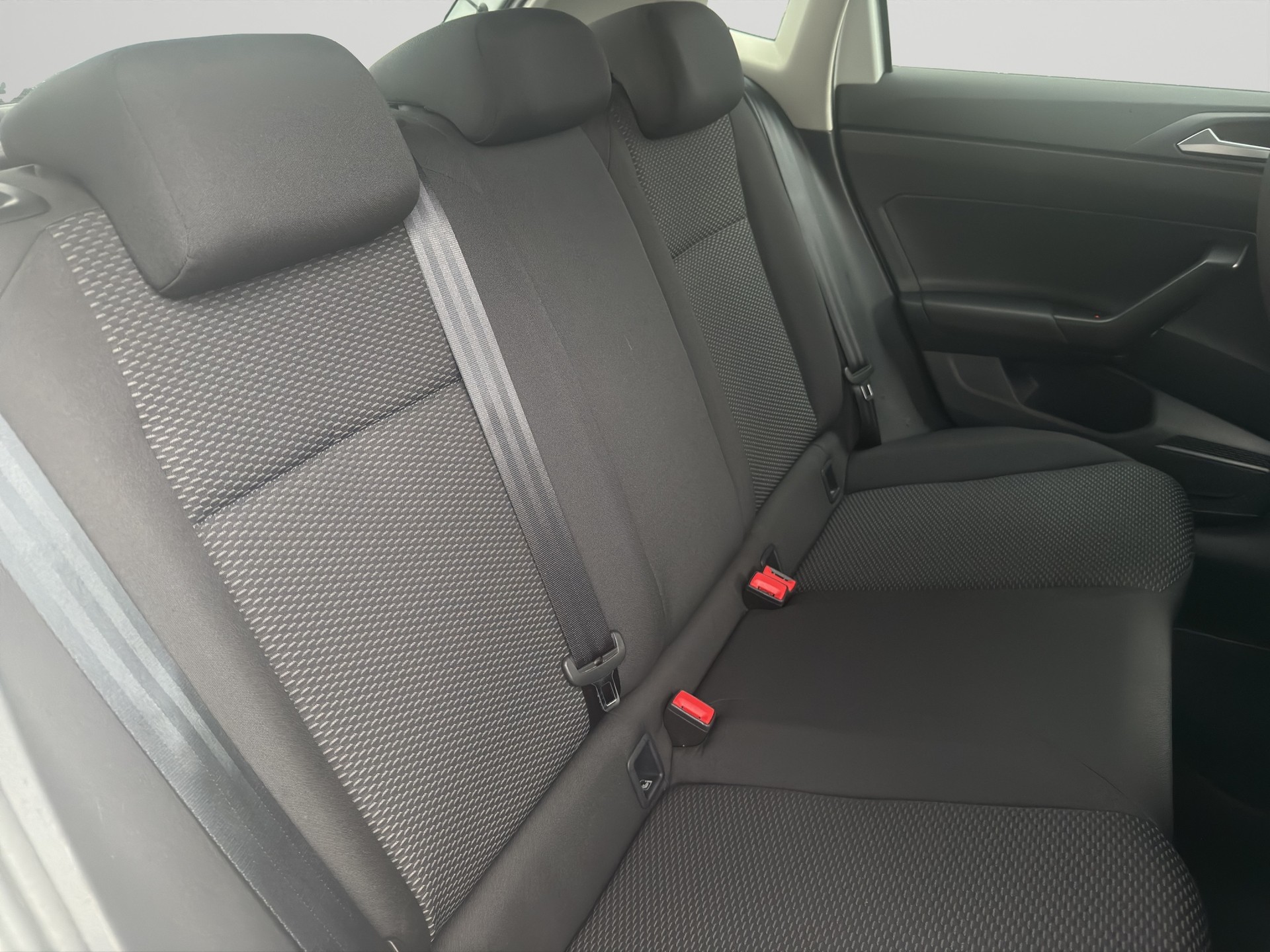 VW Polo 1.0 TSI BMT Trendline-image-16