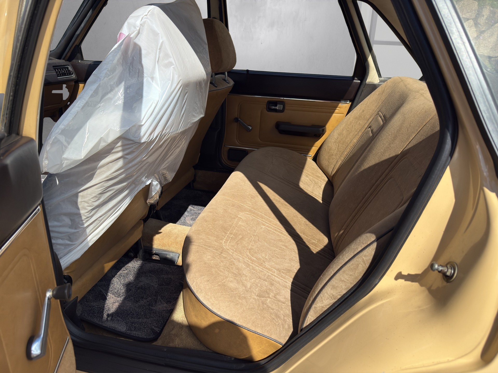 AUDI 80 1.6 CL/SC (LS)-image-10