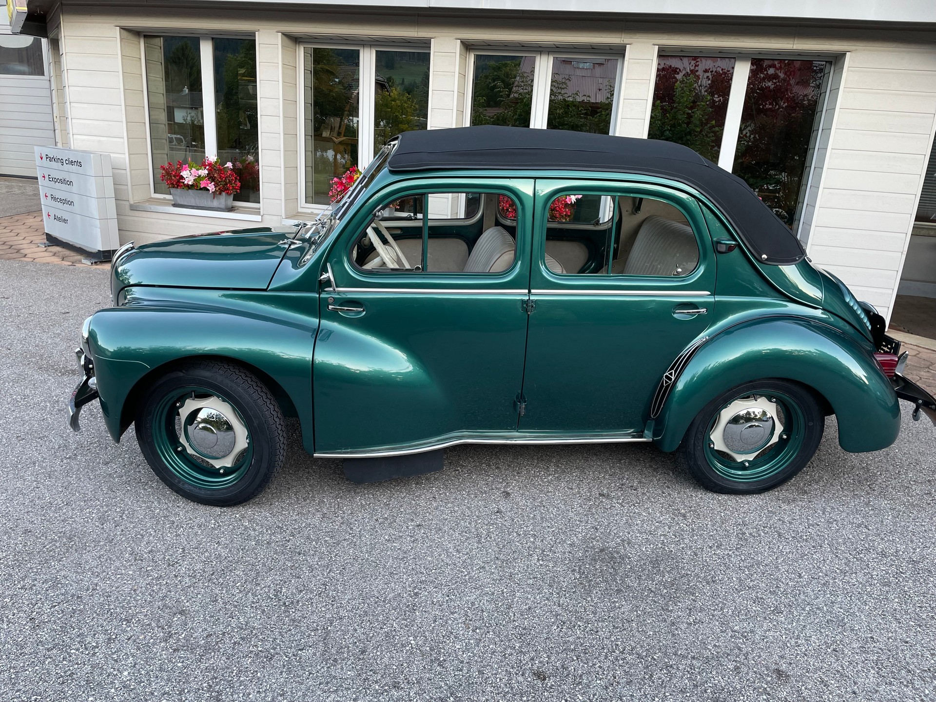 RENAULT R1062 Découvrable 4cv-image-5