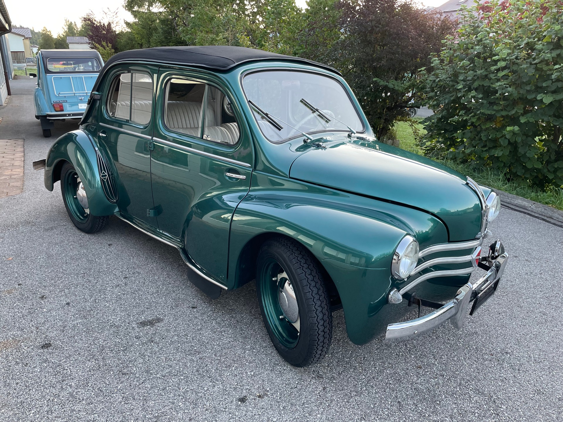 RENAULT R1062 Découvrable 4cv-image-3
