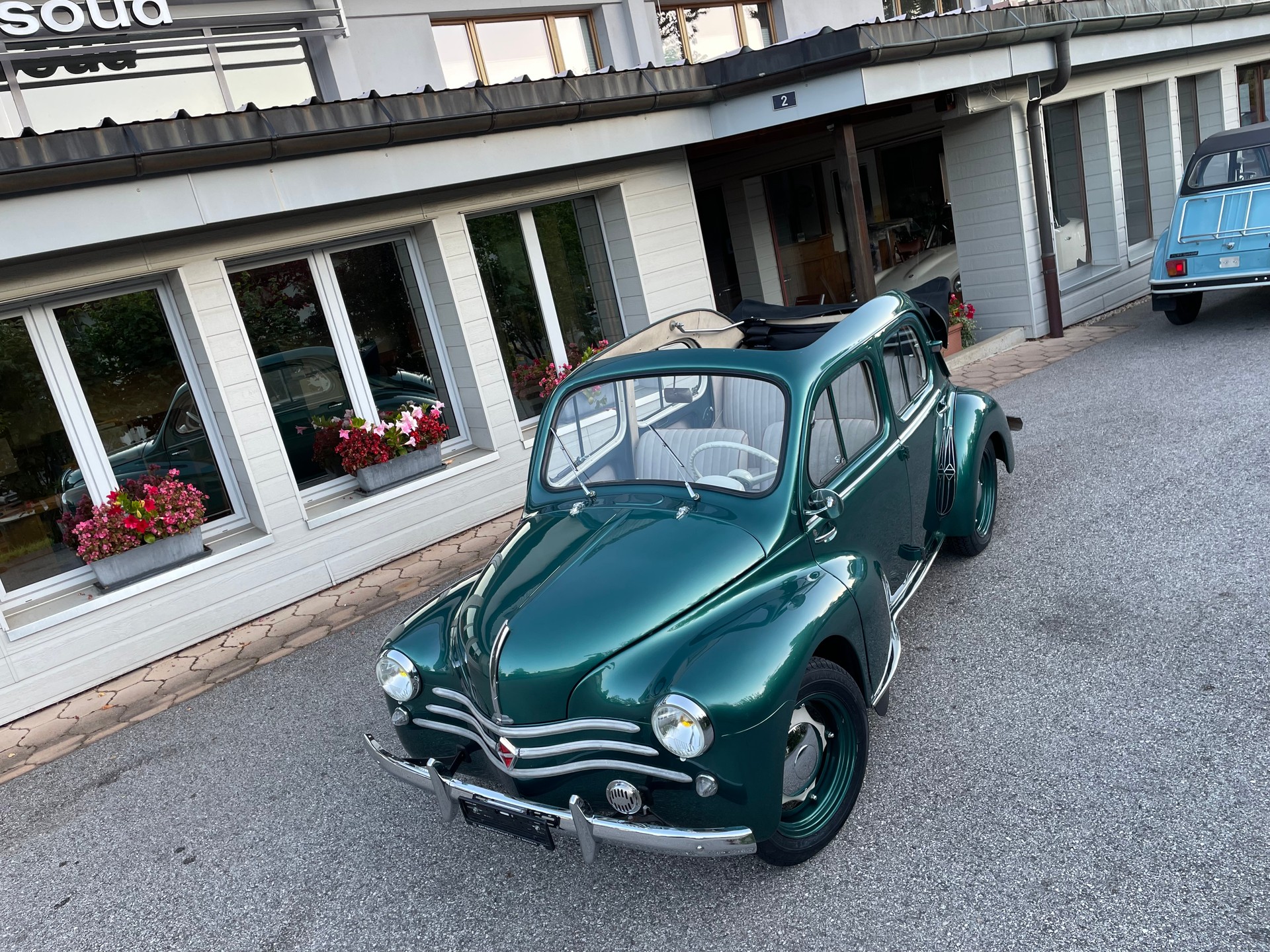 RENAULT R1062 Découvrable 4cv-image-6