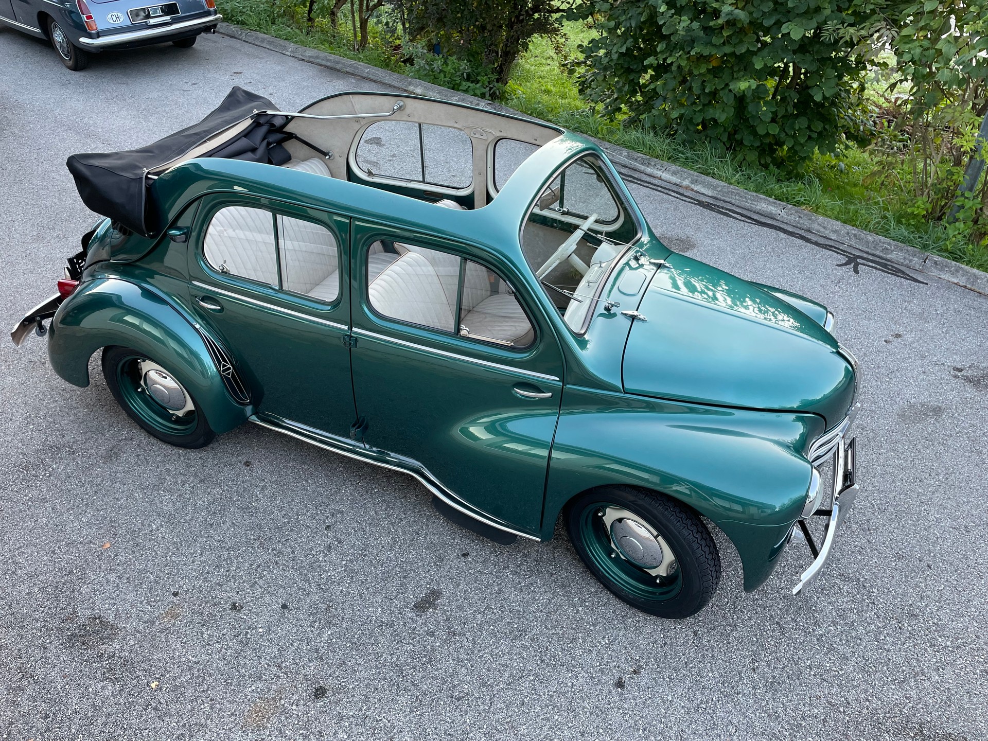 RENAULT R1062 Découvrable 4cv-image-11