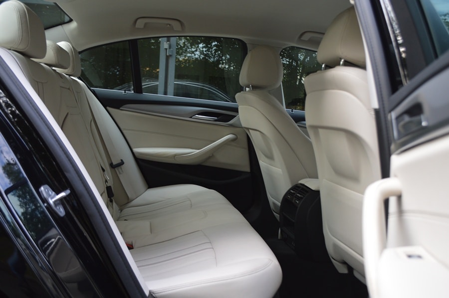 BMW 545e xDrive Steptronic-image-8