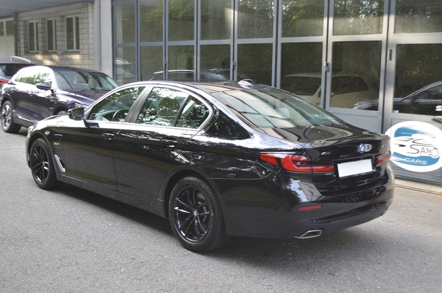BMW 545e xDrive Steptronic-image-4