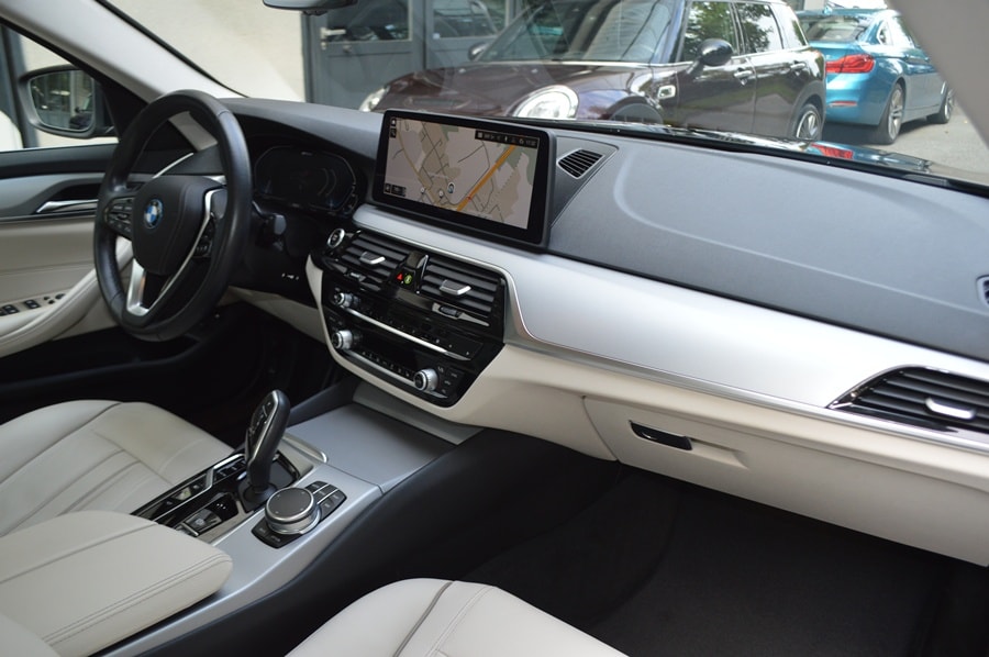 BMW 545e xDrive Steptronic-image-7