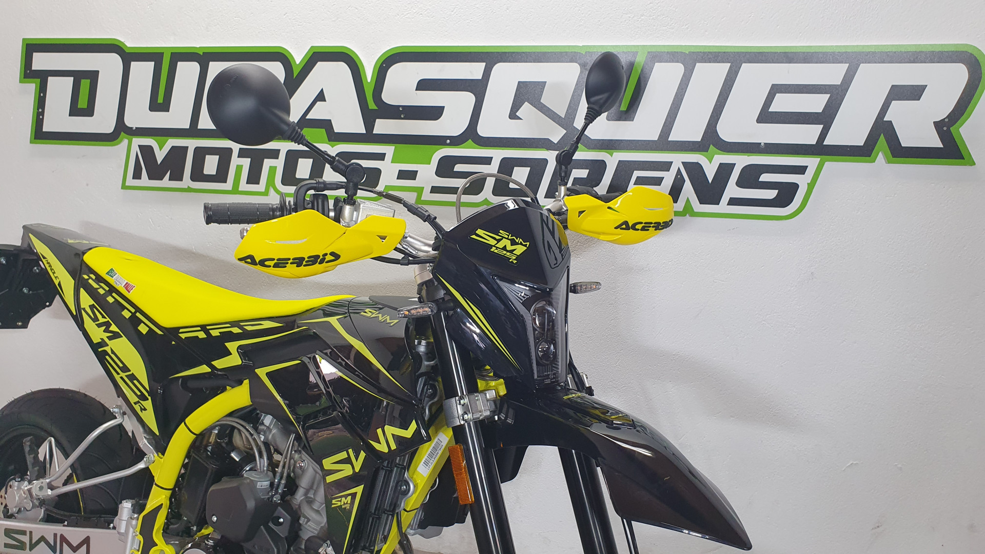 SWM SM 125 R-showroom-element-1