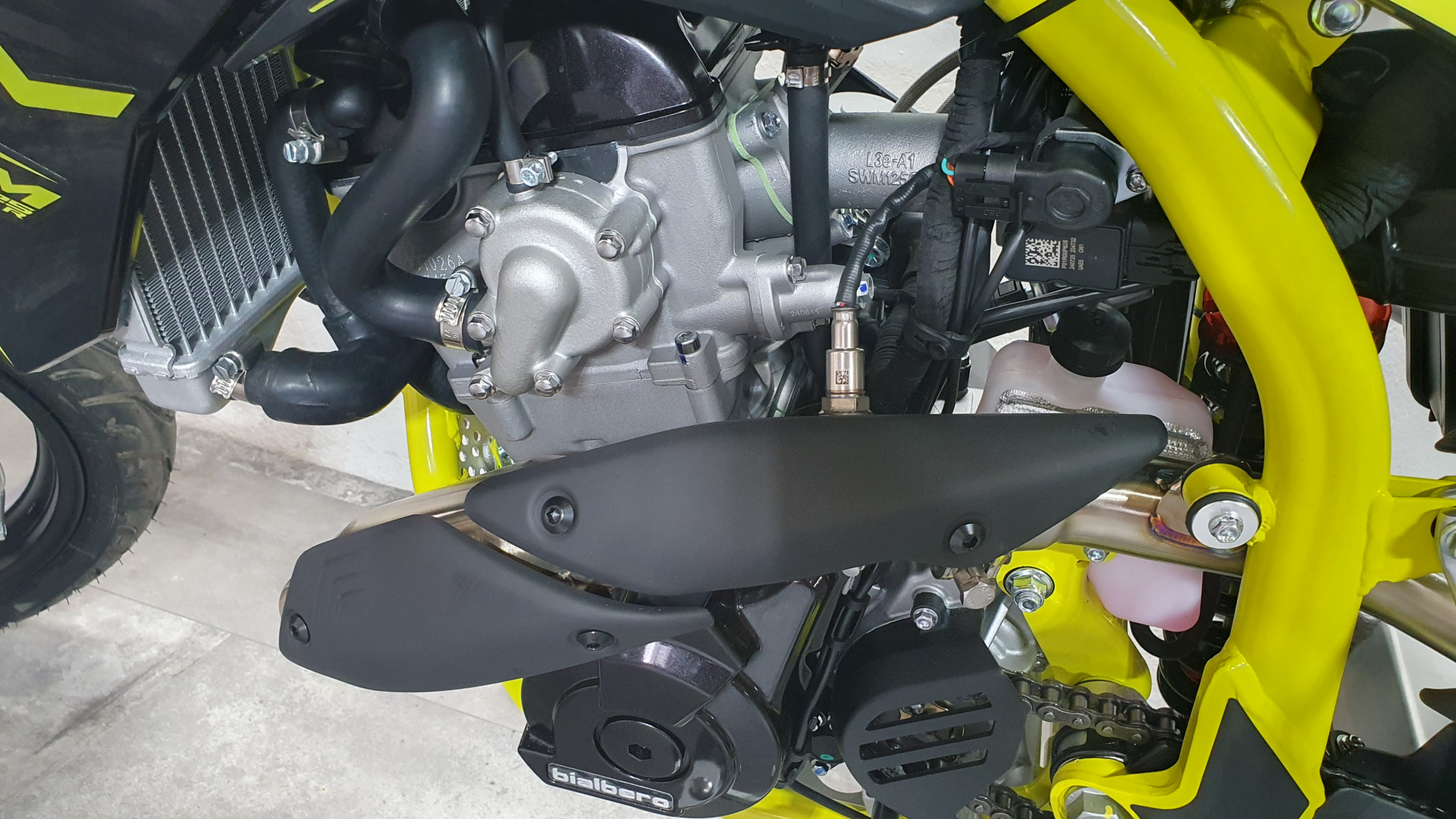 SWM SM 125 R-image-8