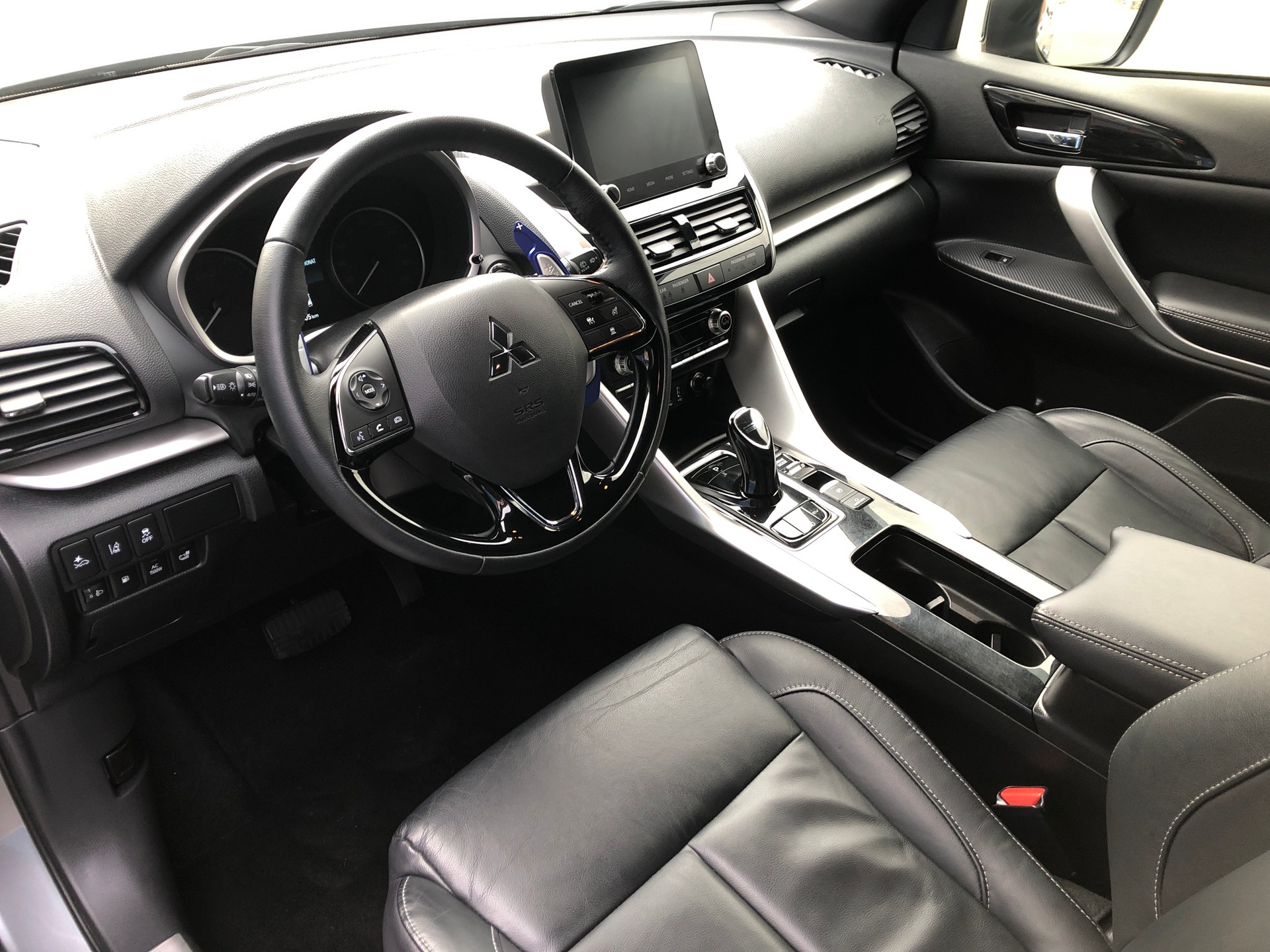 MITSUBISHI Eclipse Cross 2.4 PHEV Instyle 4WD-image-4