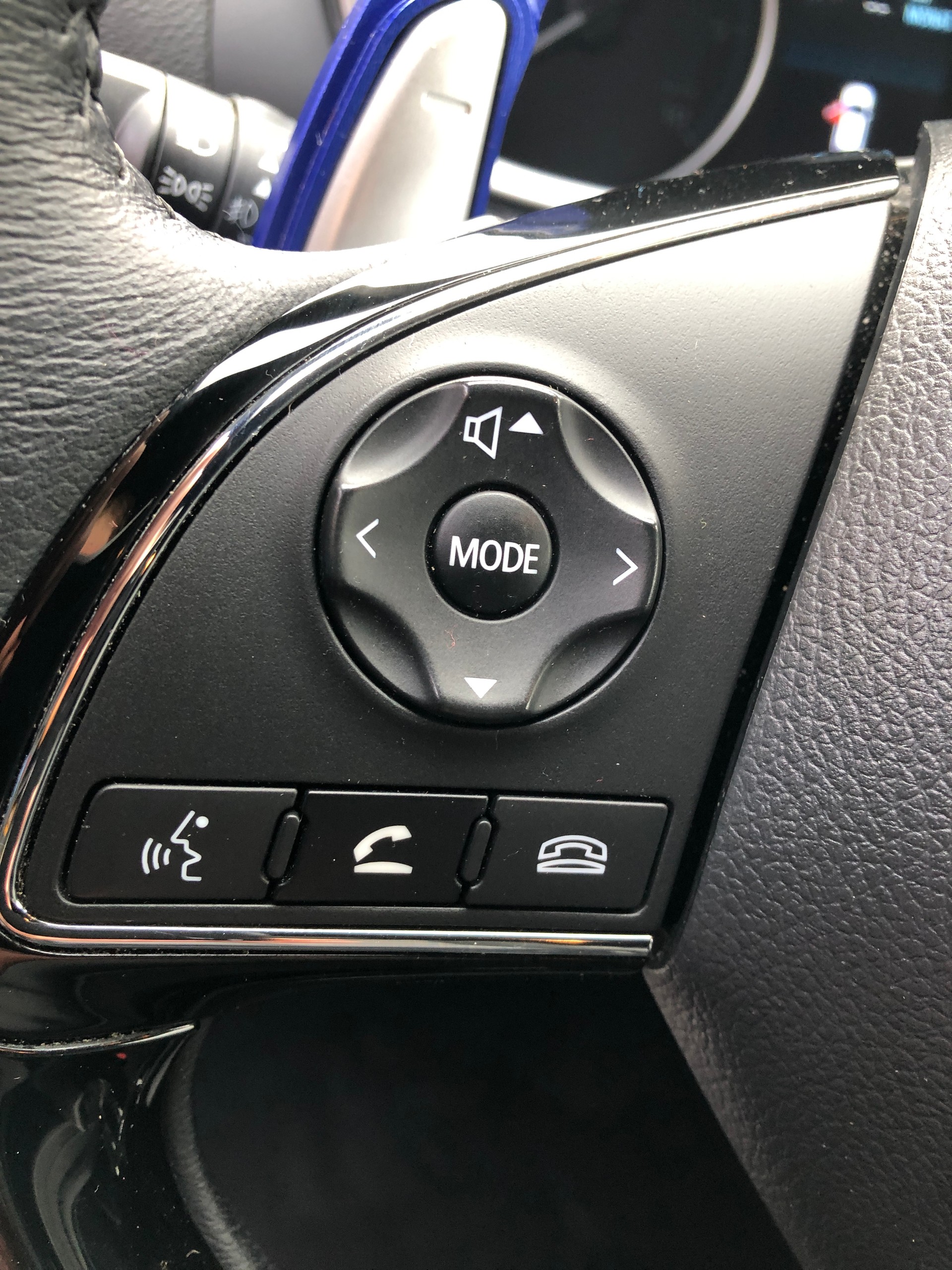 MITSUBISHI Eclipse Cross 2.4 PHEV Instyle 4WD-image-11