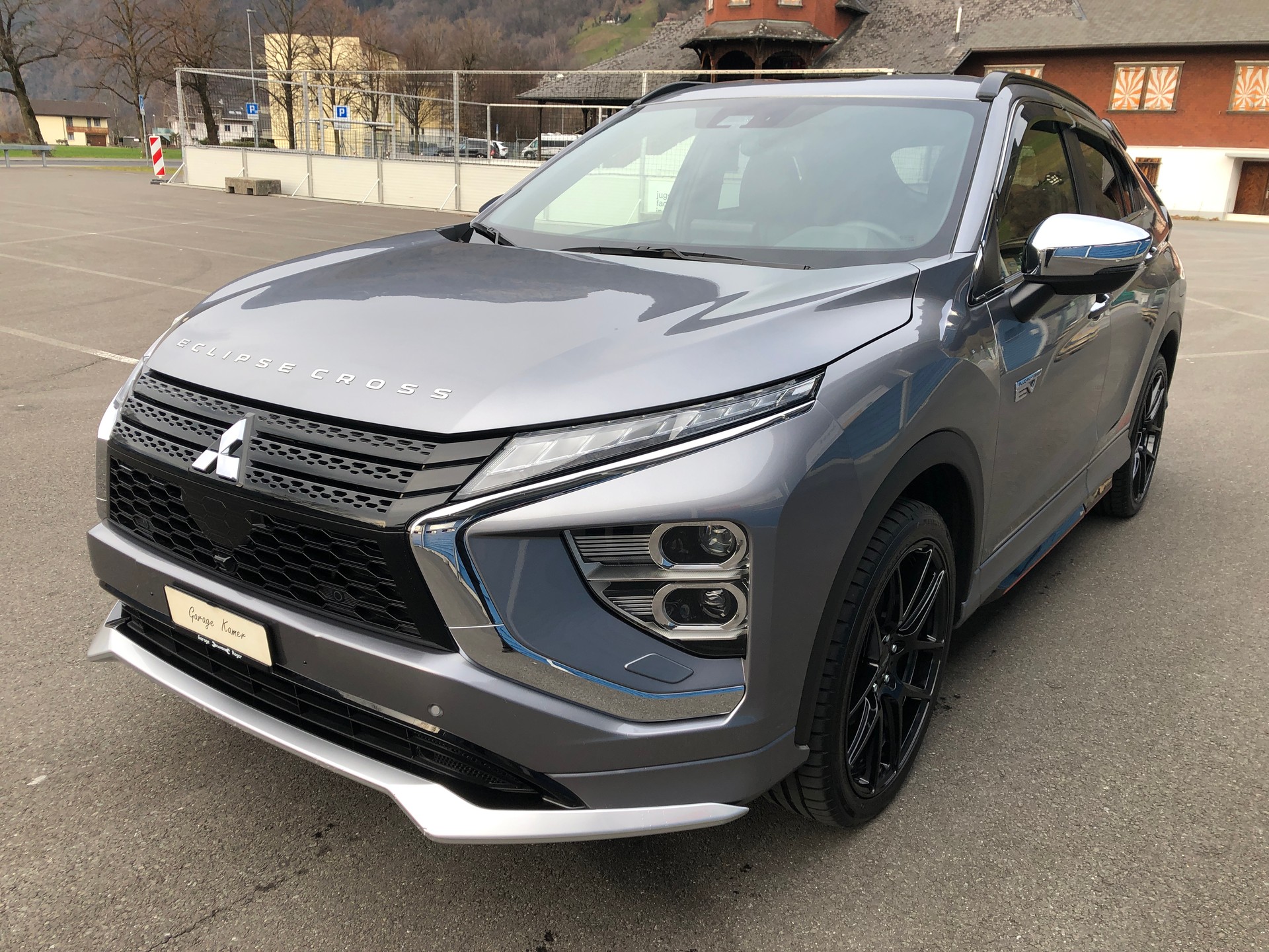 MITSUBISHI Eclipse Cross 2.4 PHEV Instyle 4WD-showroom-element-1