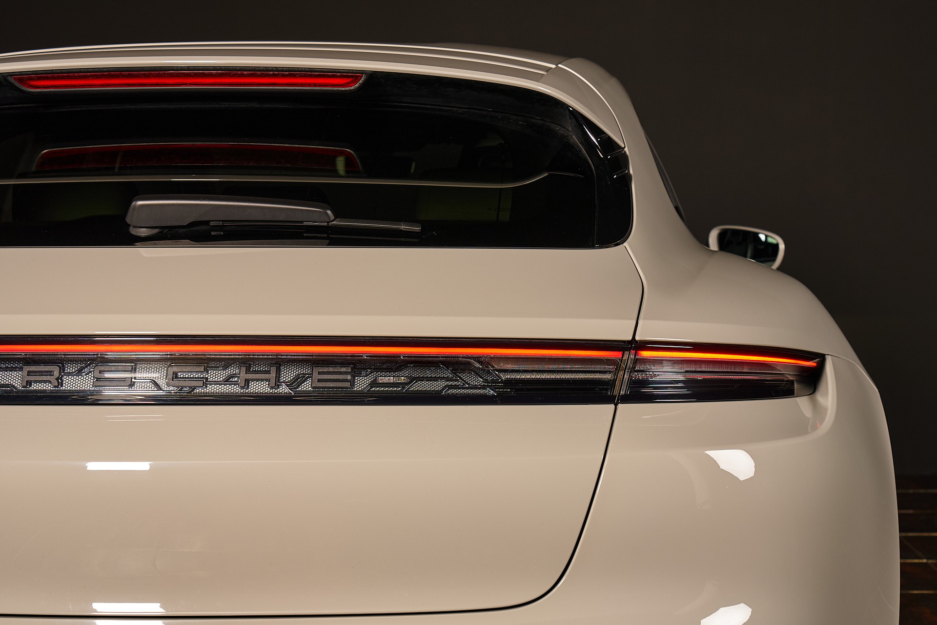 PORSCHE Taycan GTS Sport Turismo Performance Plus 93,4kWh-image-8