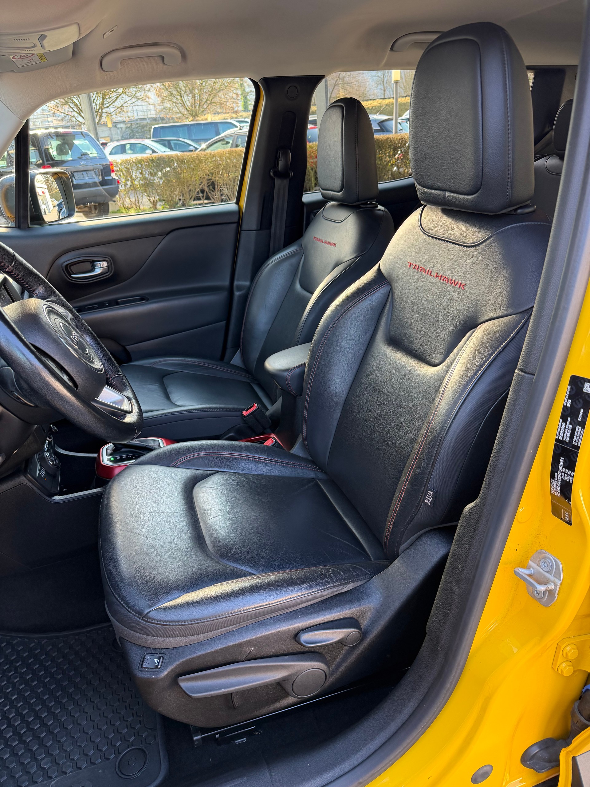 JEEP Renegade 2.0 MJ Trailhawk AWD + Low Range 9ATX-image-9