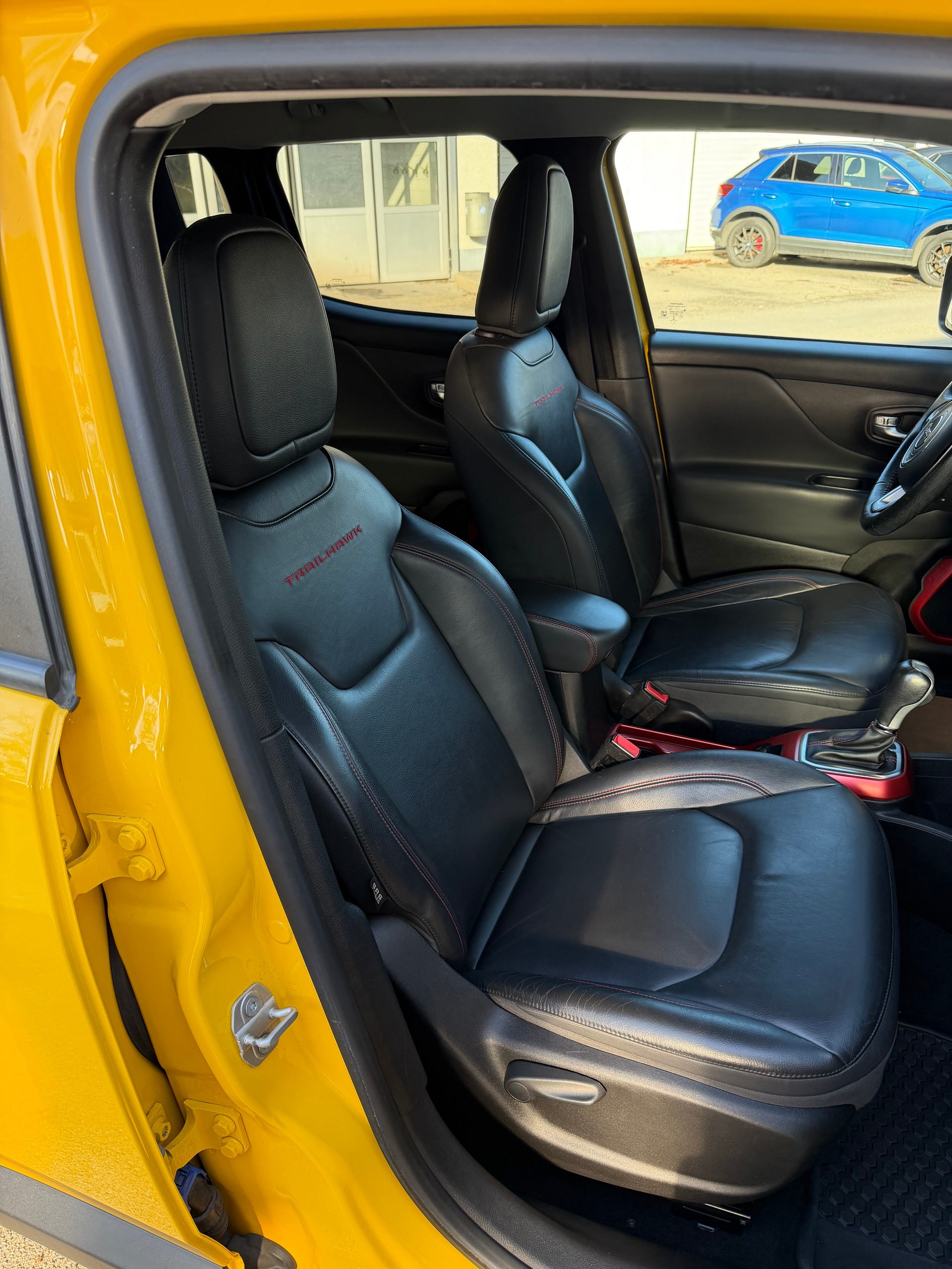 JEEP Renegade 2.0 MJ Trailhawk AWD + Low Range 9ATX-image-16