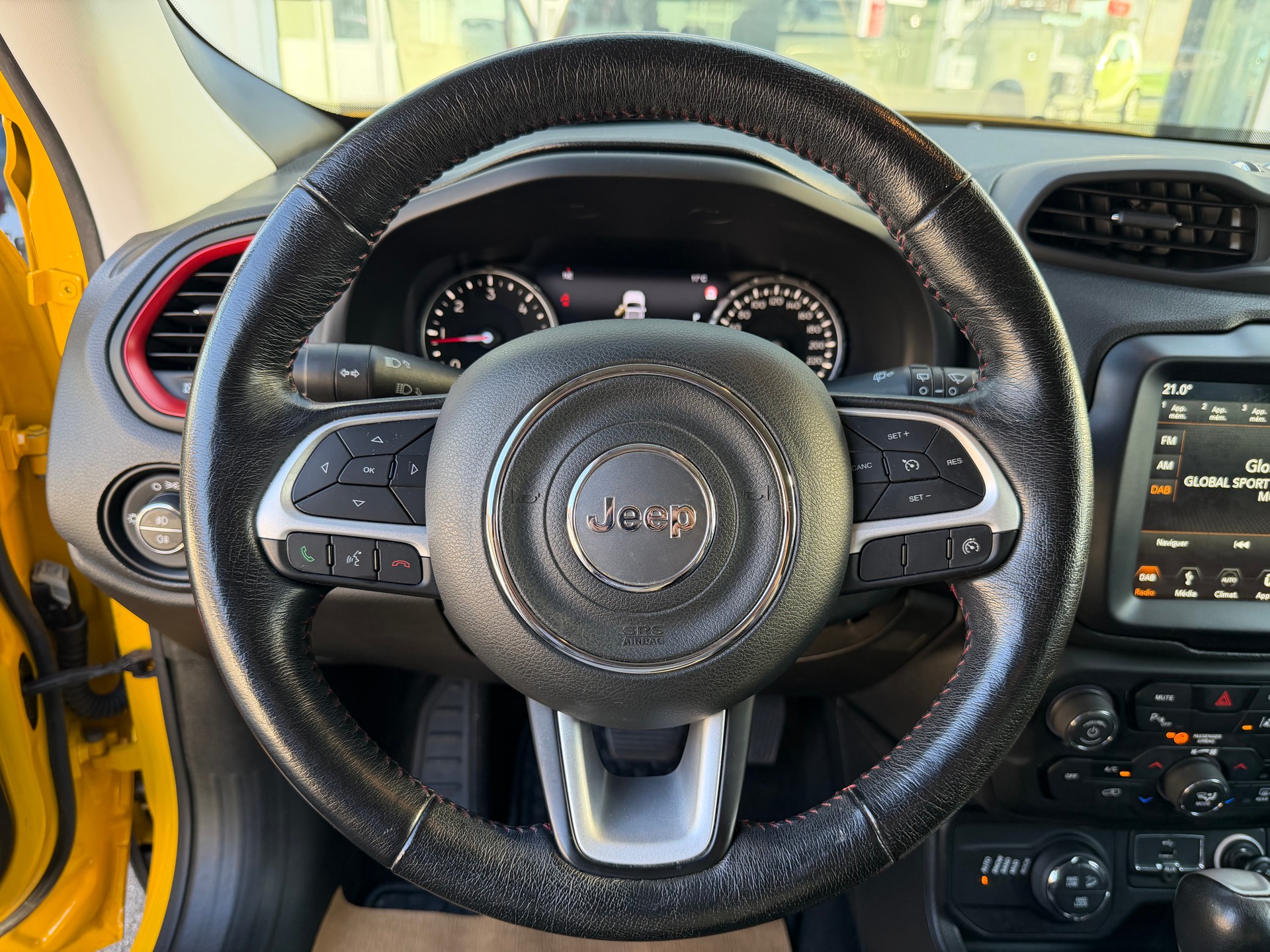 JEEP Renegade 2.0 MJ Trailhawk AWD + Low Range 9ATX-image-10