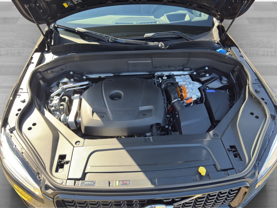 VOLVO XC90 T8 eAWD PluginHybrid Ultimate Dark Geartronic-image-15