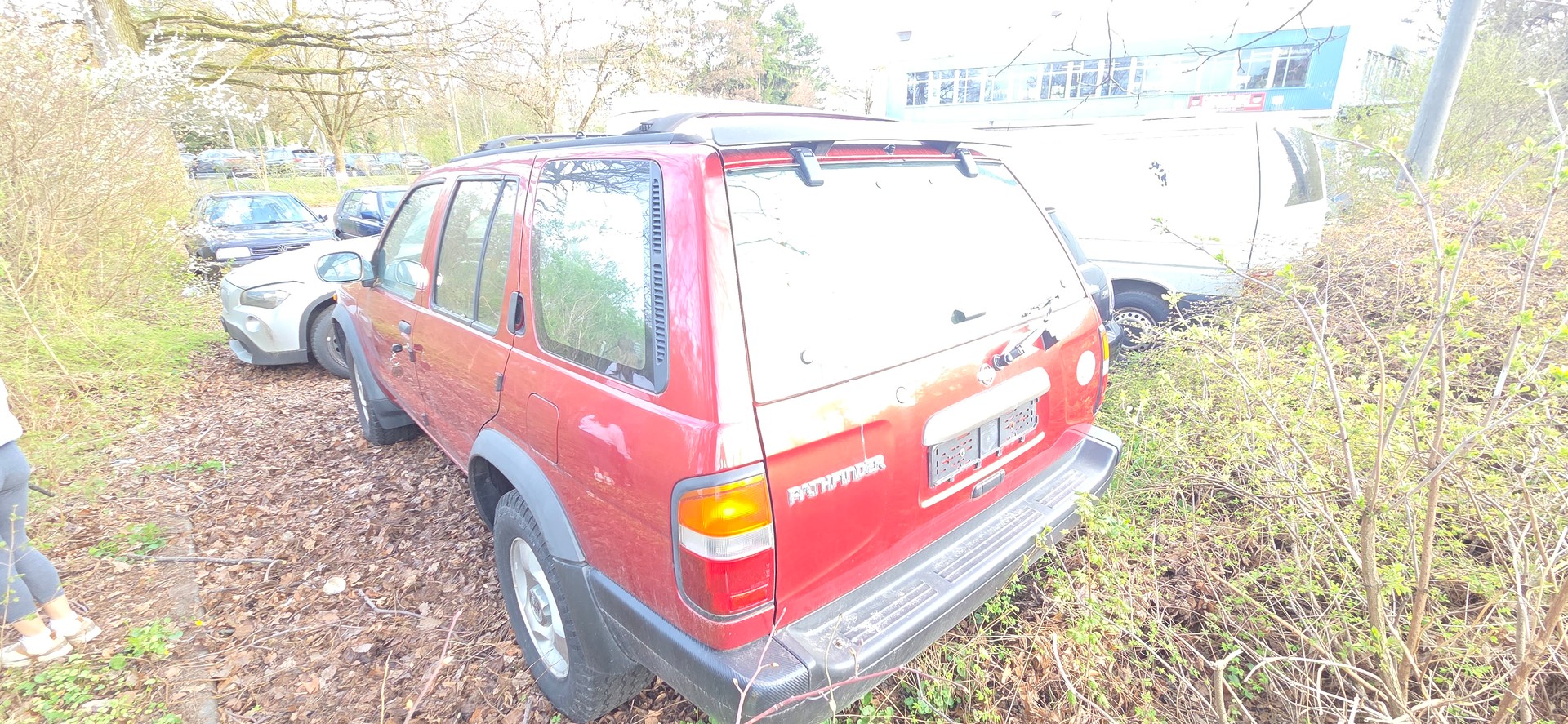 NISSAN Pathfinder 3.3 Exec. V6-image-11