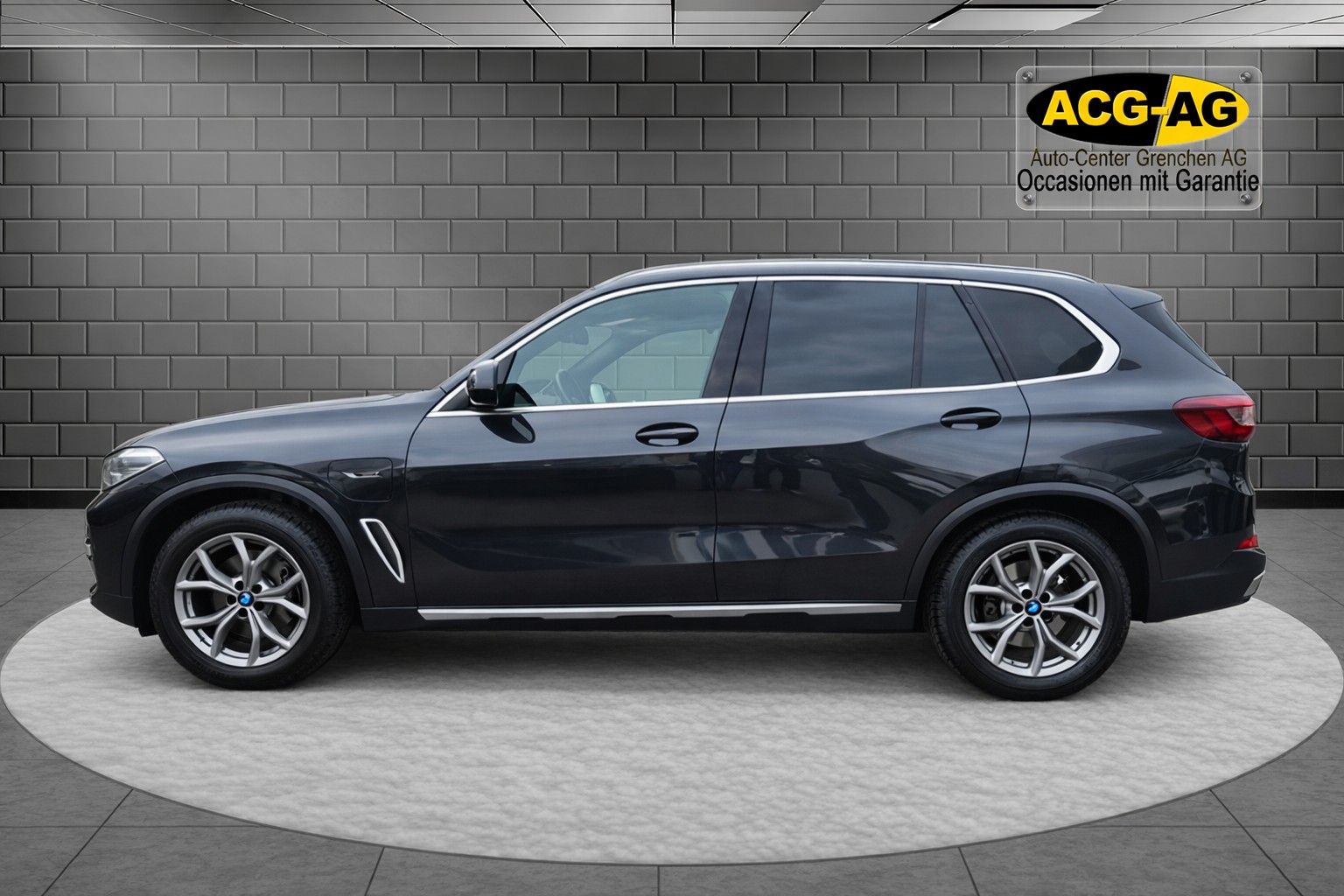 BMW X5 xDrive45e Steptronic ** 394 PS ** Voll-Leder ** Navi ** RF-Kamera 360° ** Abstandsregelsysteme ** Sitzmemory ** Modell 2022-showroom-element-3