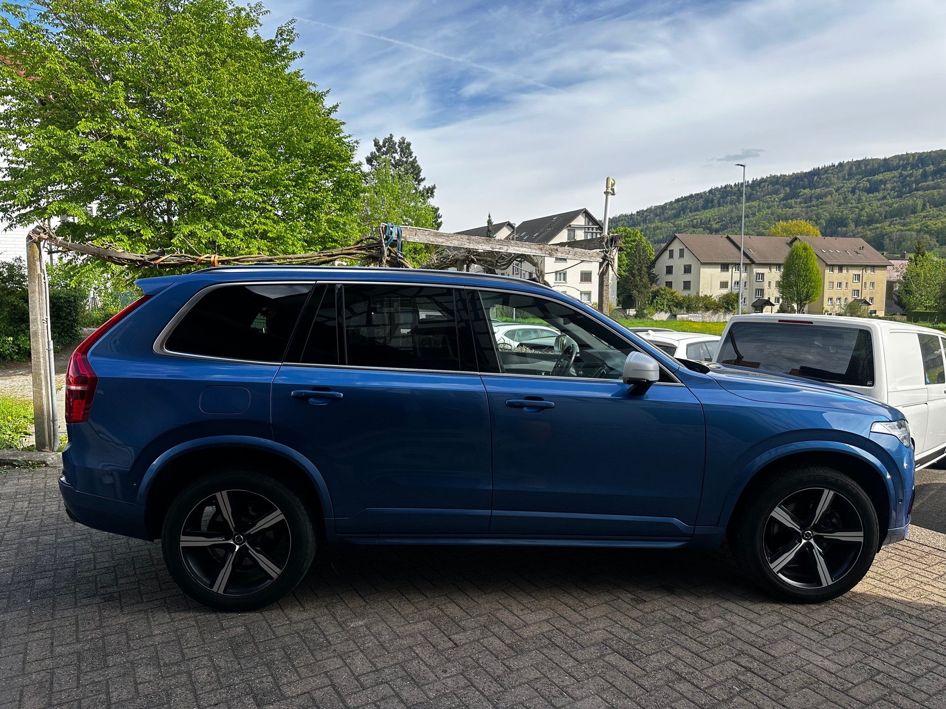VOLVO XC90 T8 AWD R-Design Geartronic-image-4
