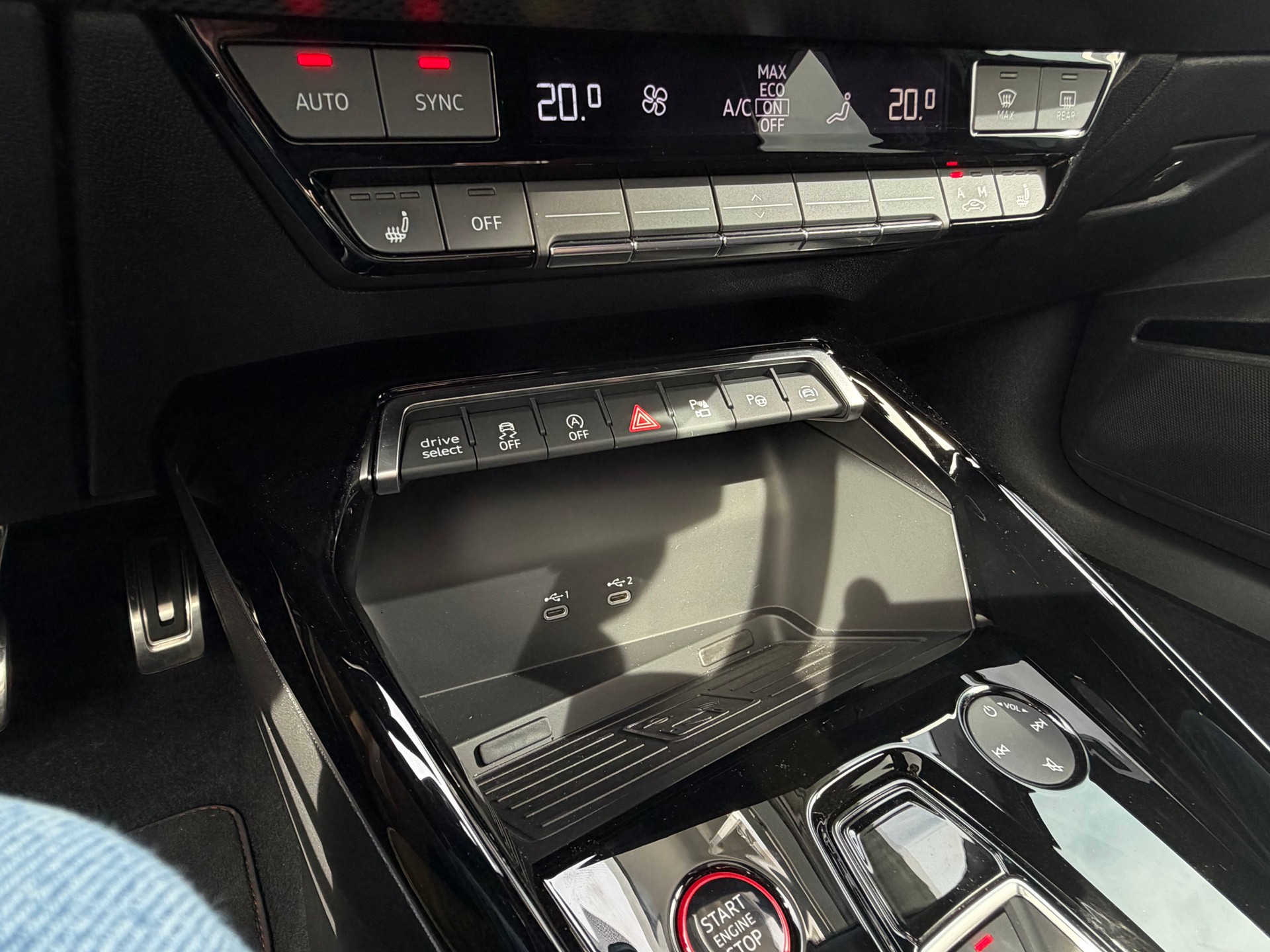 AUDI RS3 Sportback 2.5 TSI quattro S-tronic *CH FAHRZEUG*-image-24