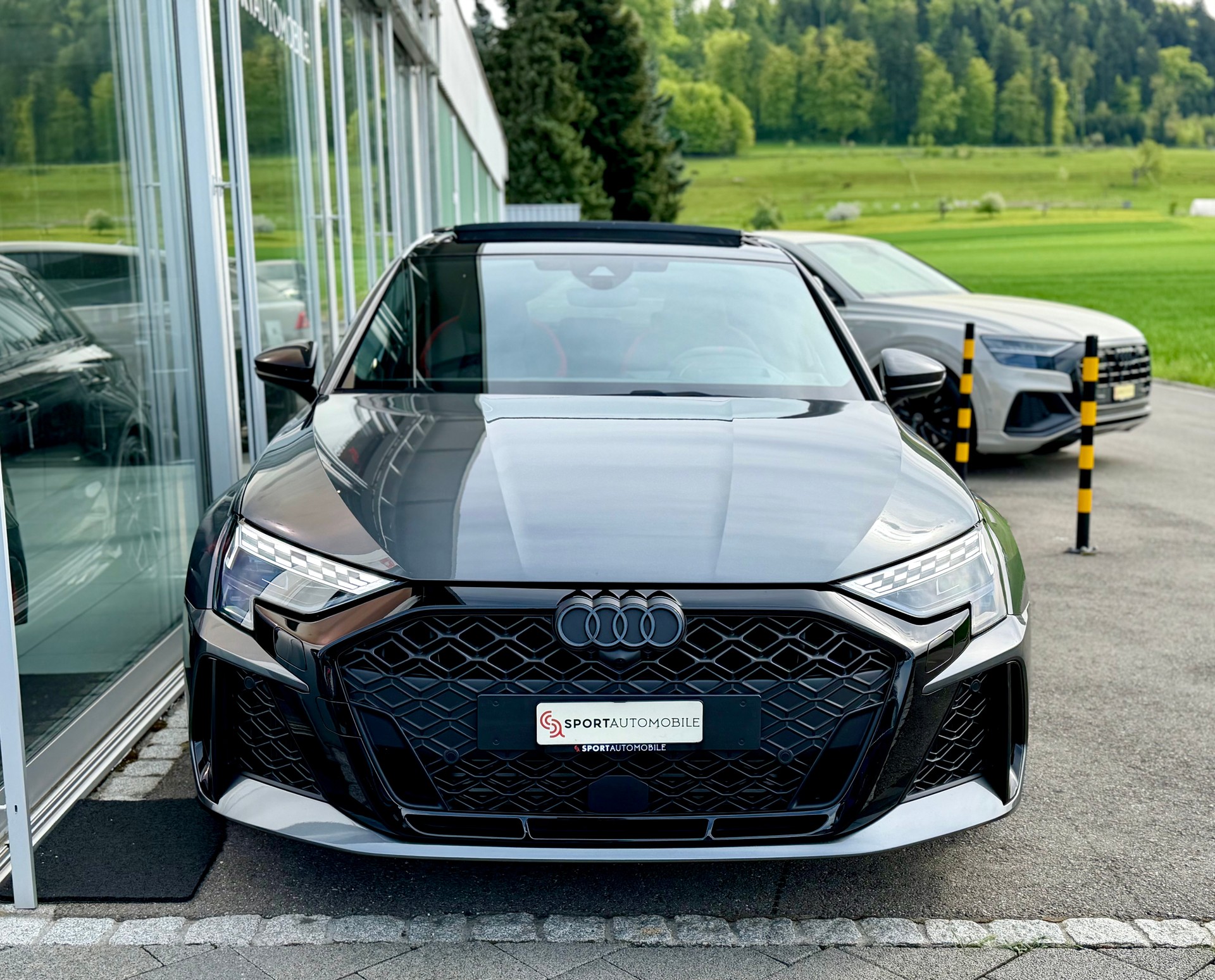 AUDI RS3 Sportback 2.5 TSI quattro S-tronic *CH FAHRZEUG*-showroom-element-3