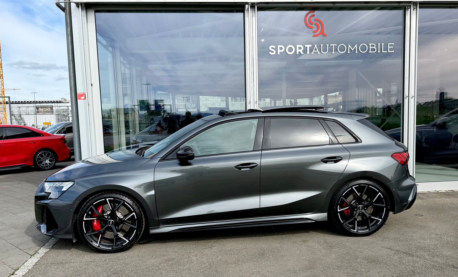 AUDI RS3 Sportback 2.5 TSI quattro S-tronic *CH FAHRZEUG*-image-6